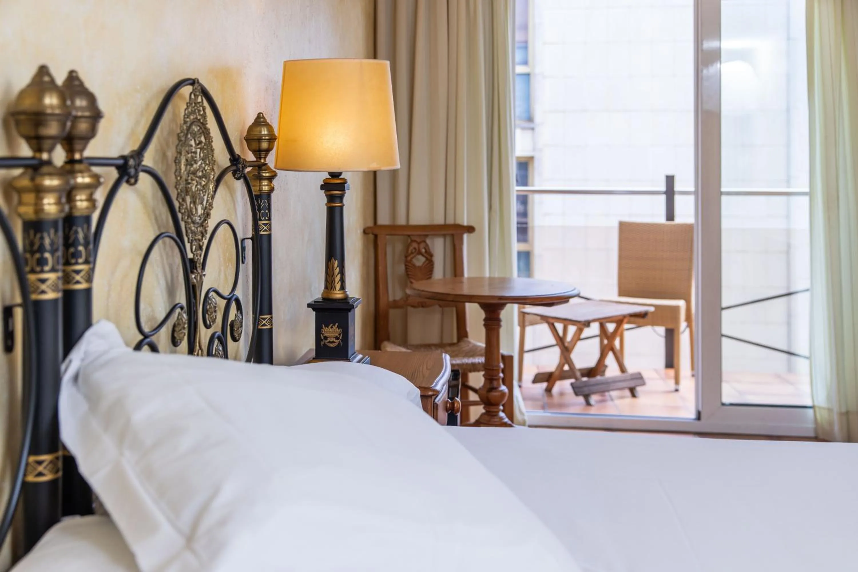 Bedroom, Bed in RVHotels Vila de Tossa