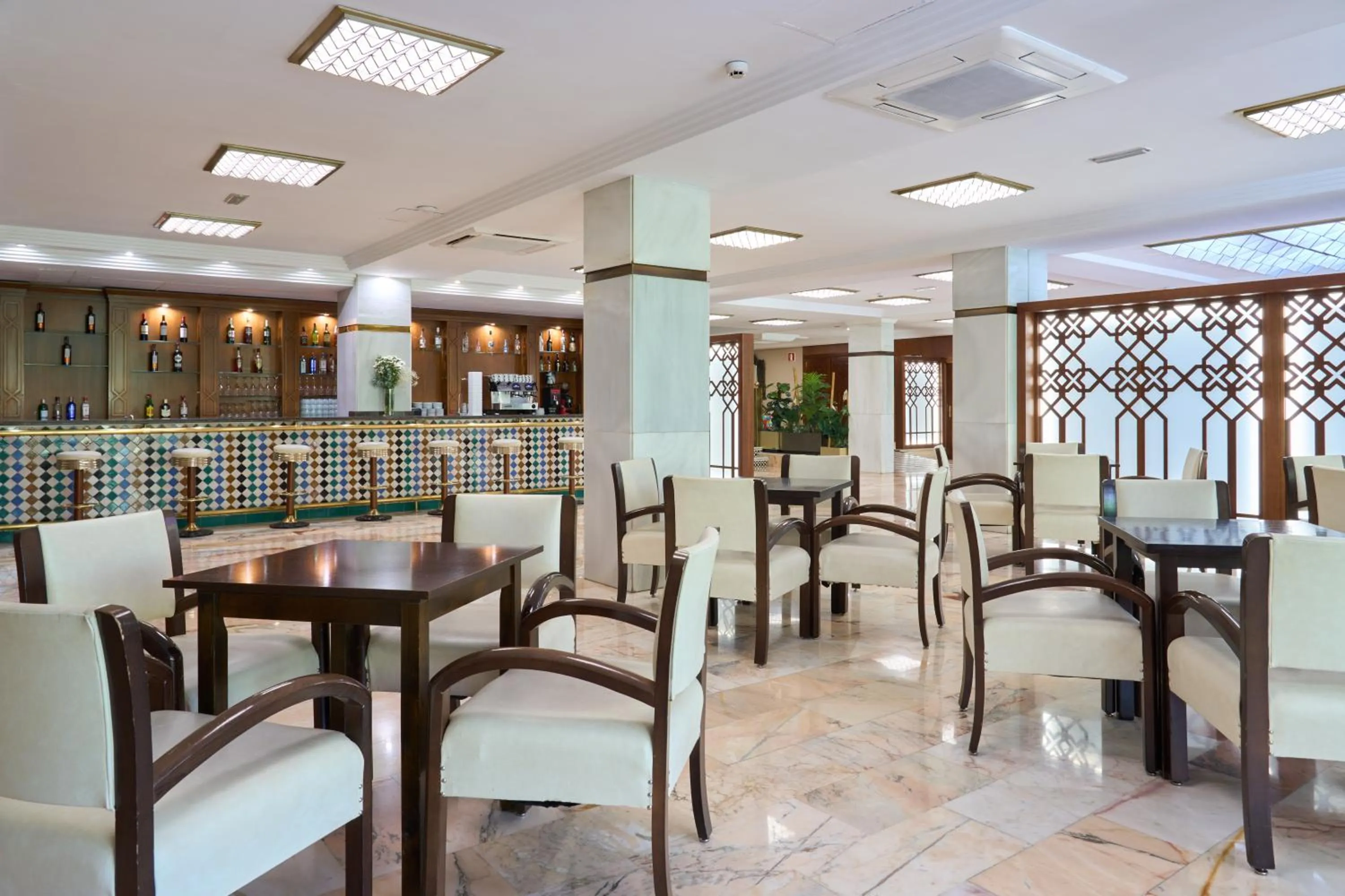 Lounge or bar in Porcel Alixares