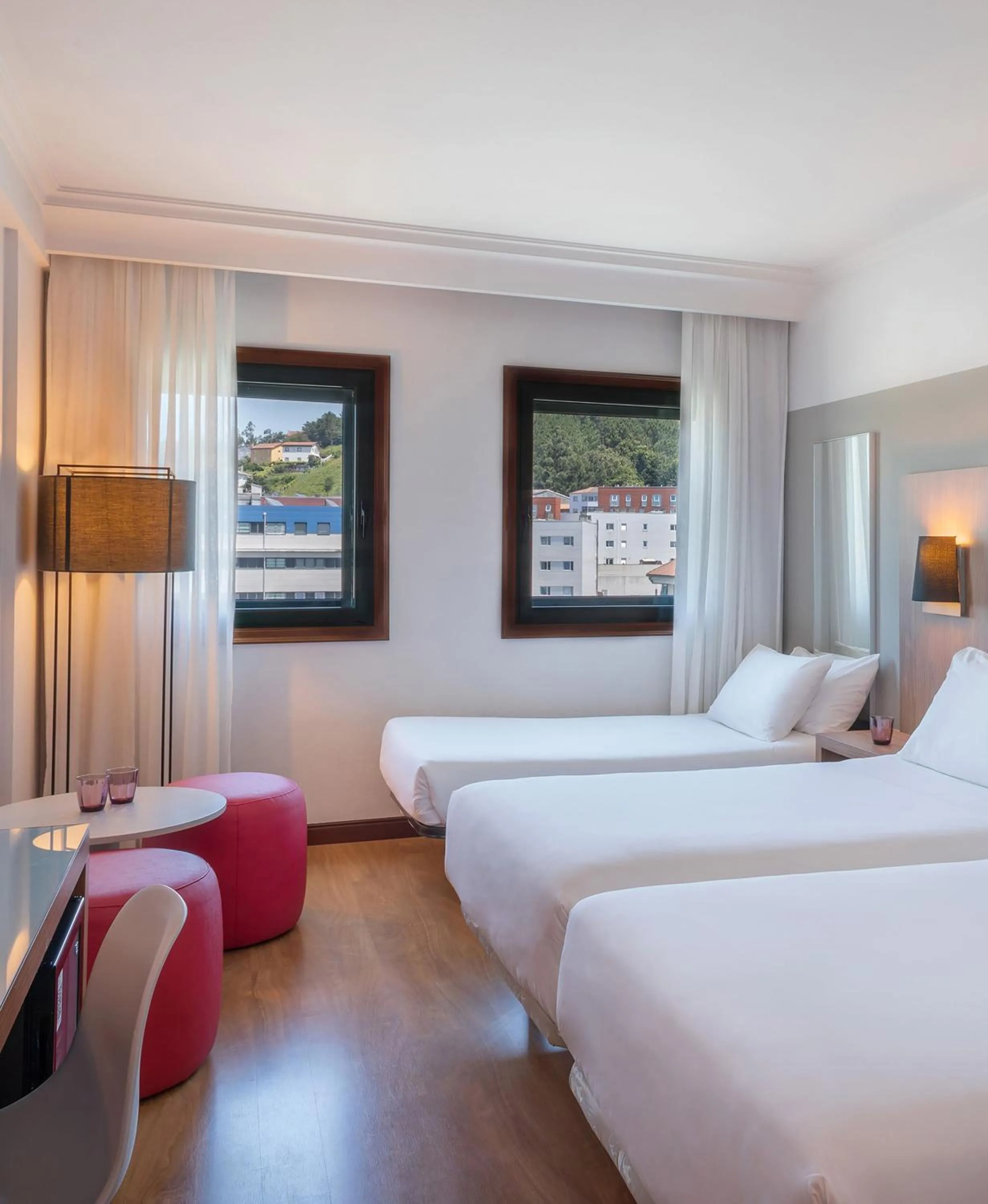 Bed in Hotel Santiago Plaza Affiliated by Meliá