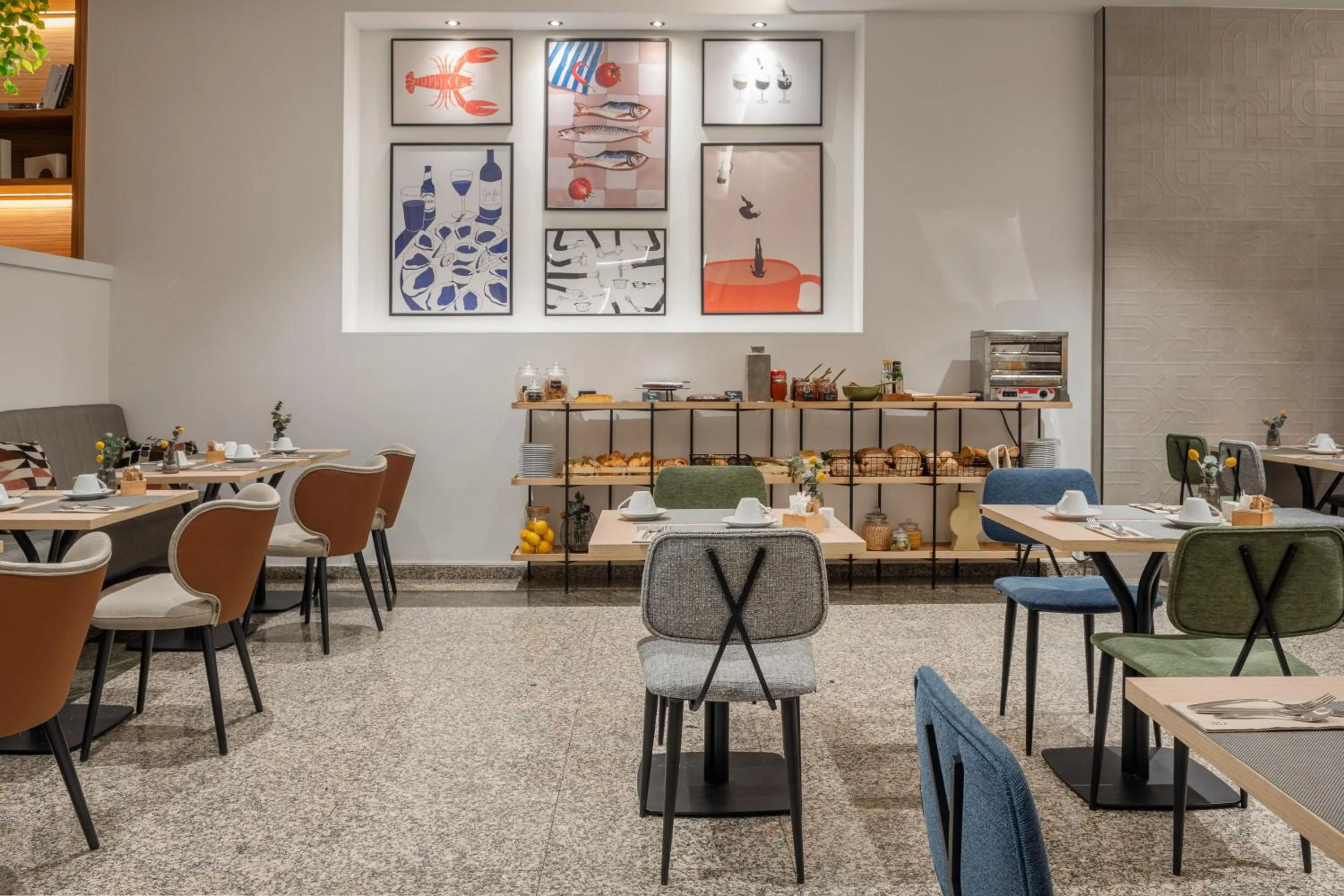 Property building in Hotel Santiago Plaza Affiliated by Meliá