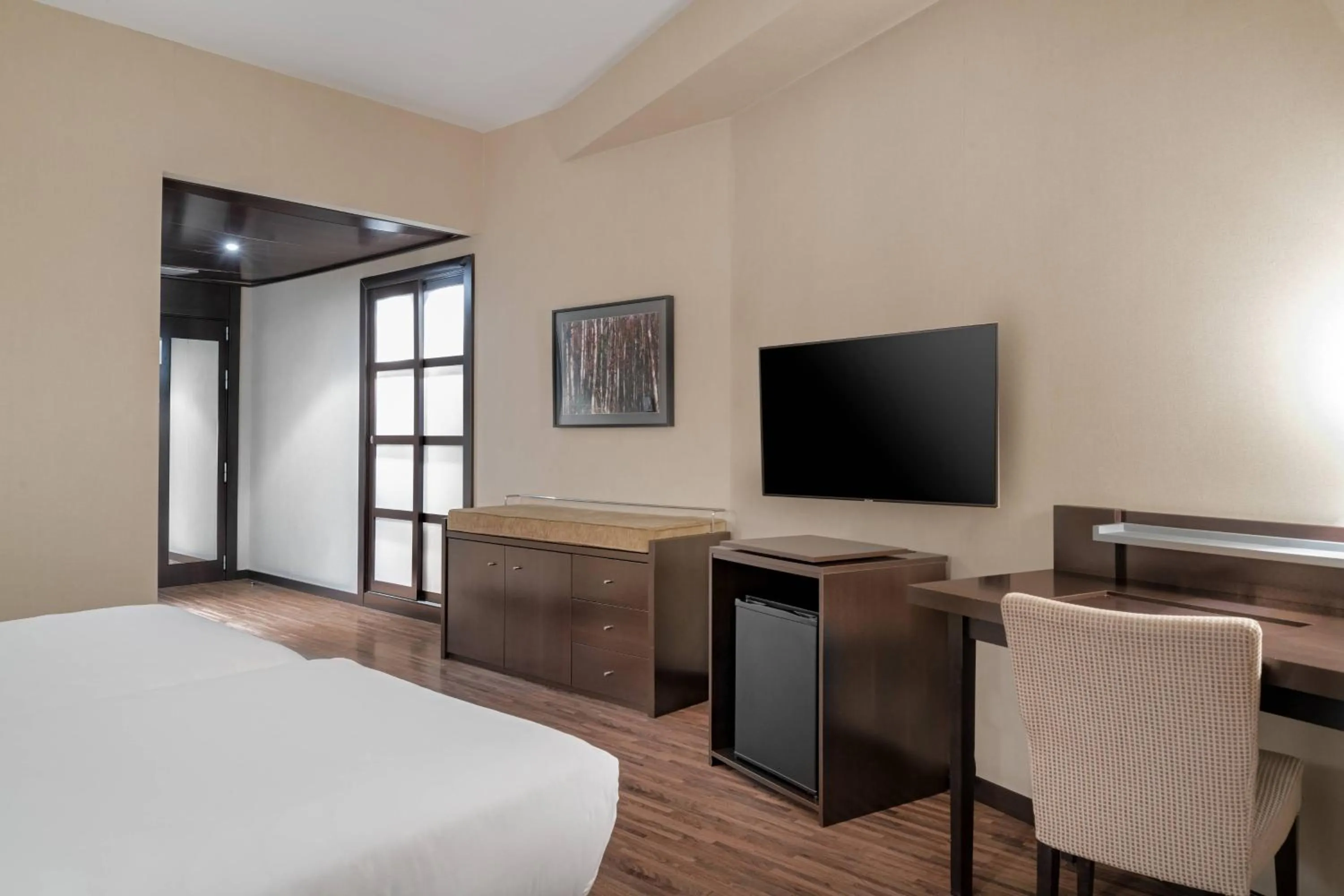 Photo of the whole room, Bed in AC Hotel Oviedo Fórum by Marriott