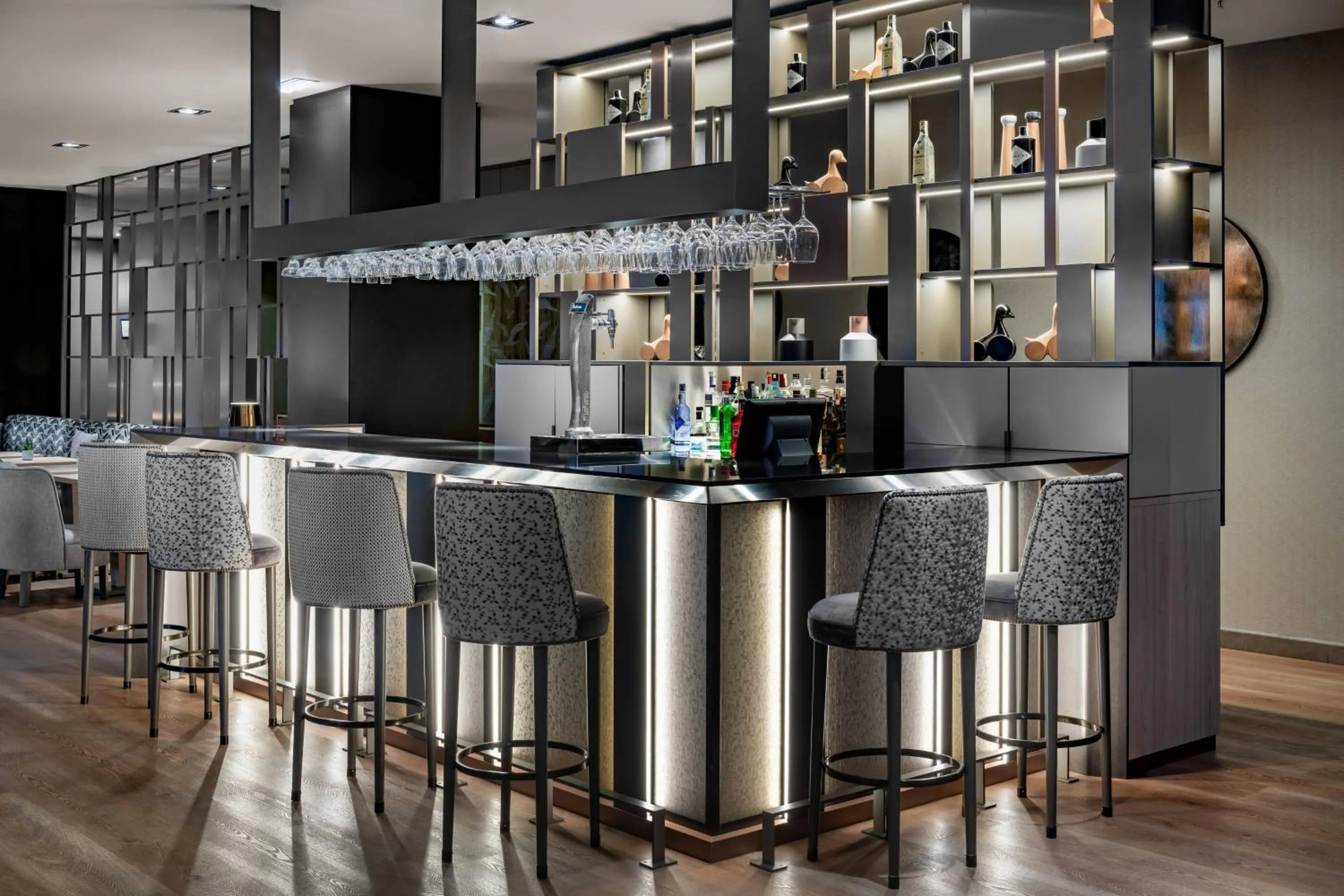 Lounge or bar in AC Hotel Oviedo Fórum by Marriott