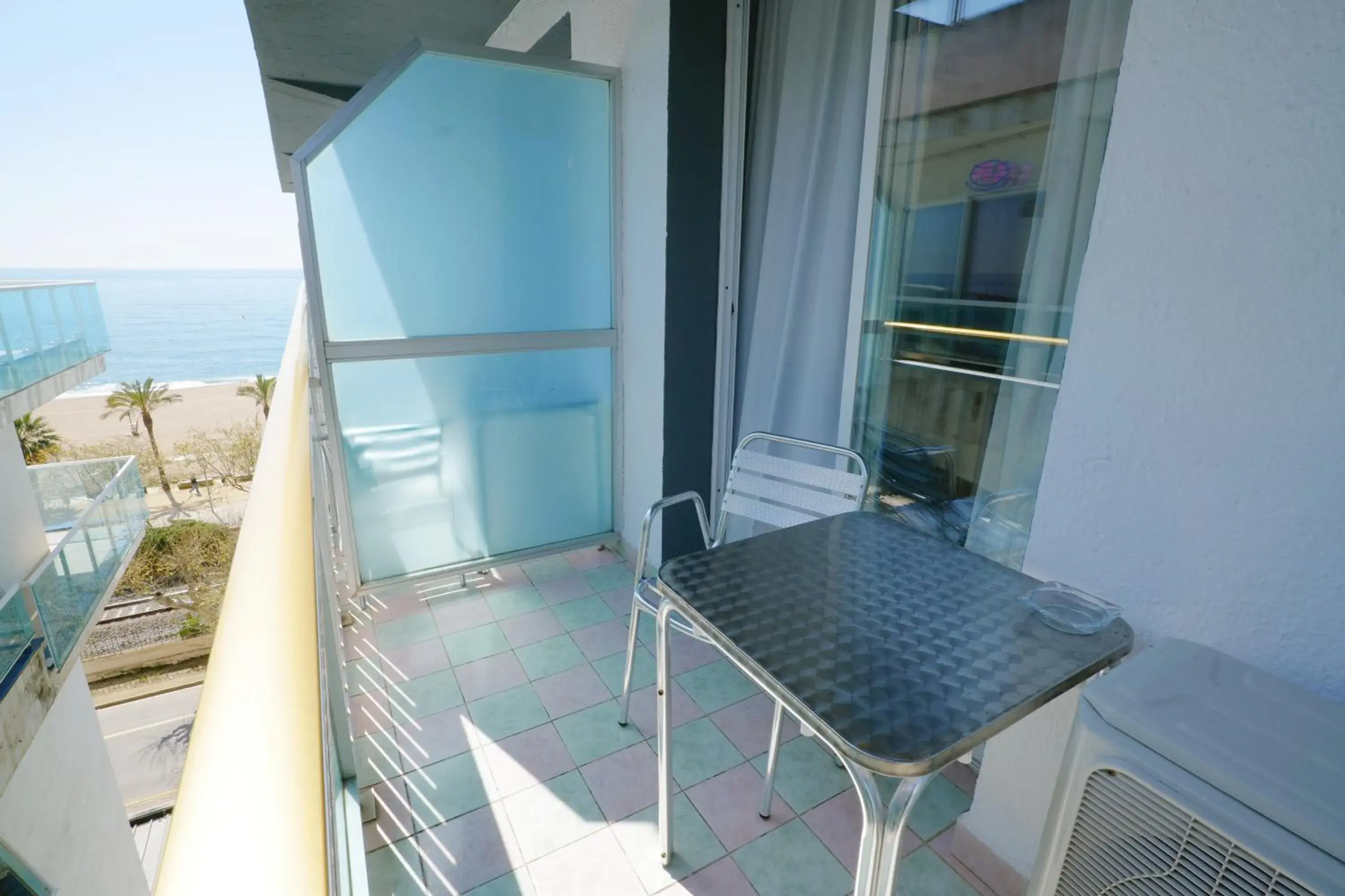 Standard Double Interior (2 Adults + 1 Child) 1 - 2 beds in Hotel Internacional Standard Double Interior (2 Adults + 1 Child) 1 - 2 beds in Hotel Internacional