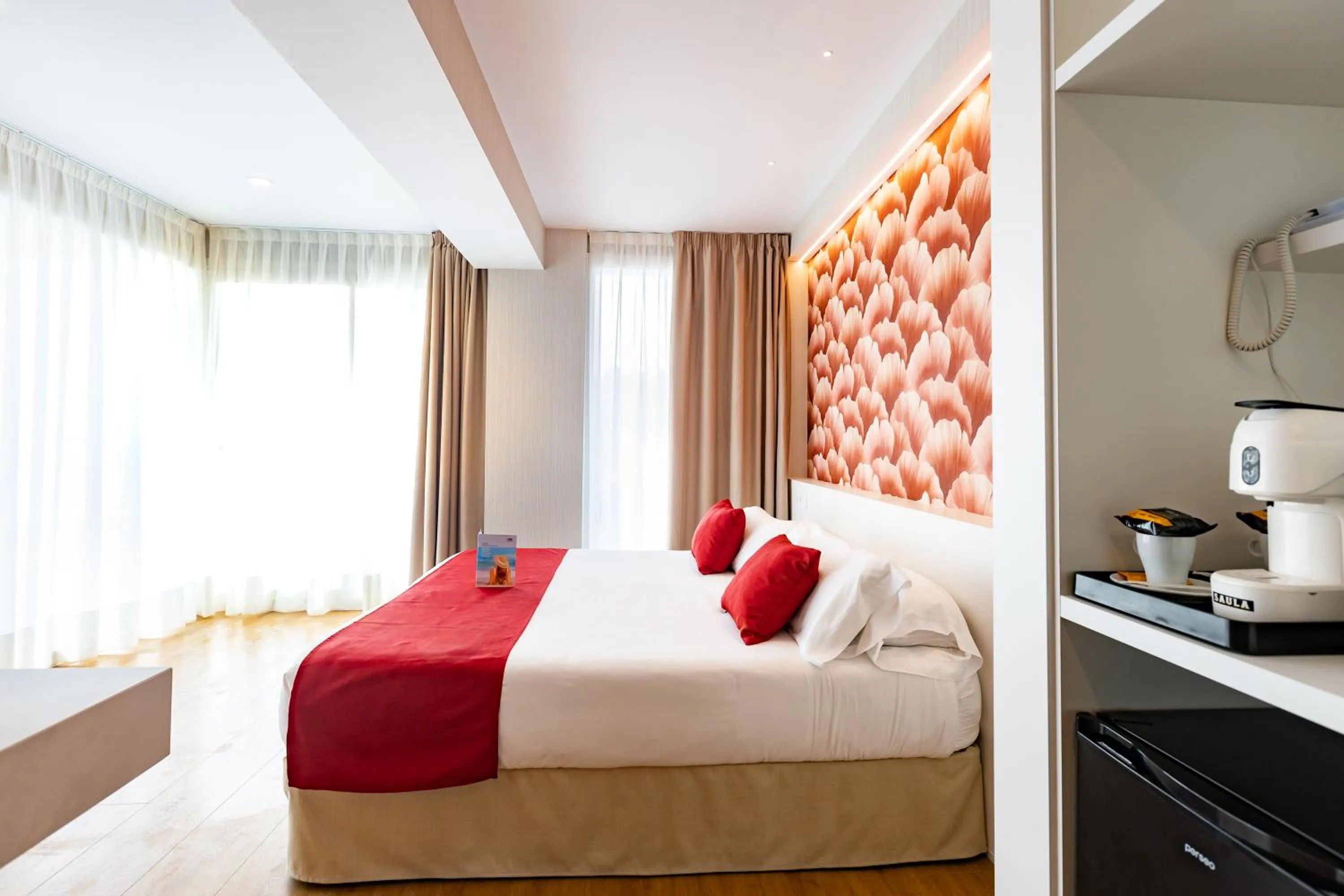 Photo of the whole room, Bed in Hotel Internacional