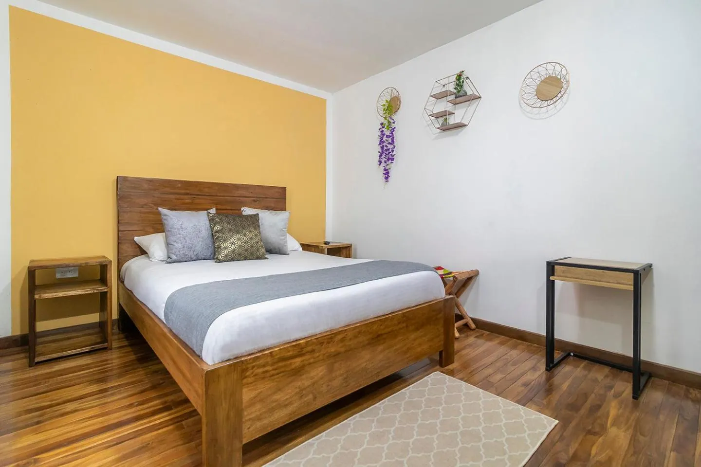 Bedroom, Bed in Corazon del Molino Corferias Bogota- Embajada Americana