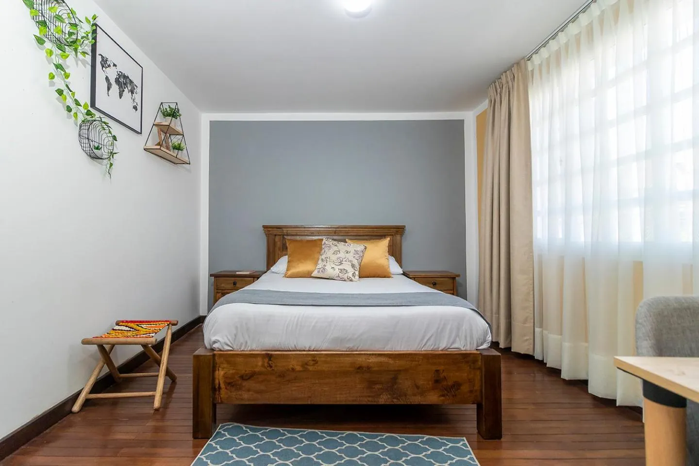 Photo of the whole room, Bed in Corazon del Molino Corferias Bogota- Embajada Americana