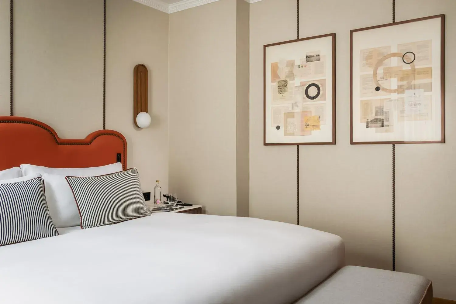 Deluxe Double or Twin Room in Hotel Condes de Barcelona Deluxe Double or Twin Room in Hotel Condes de Barcelona