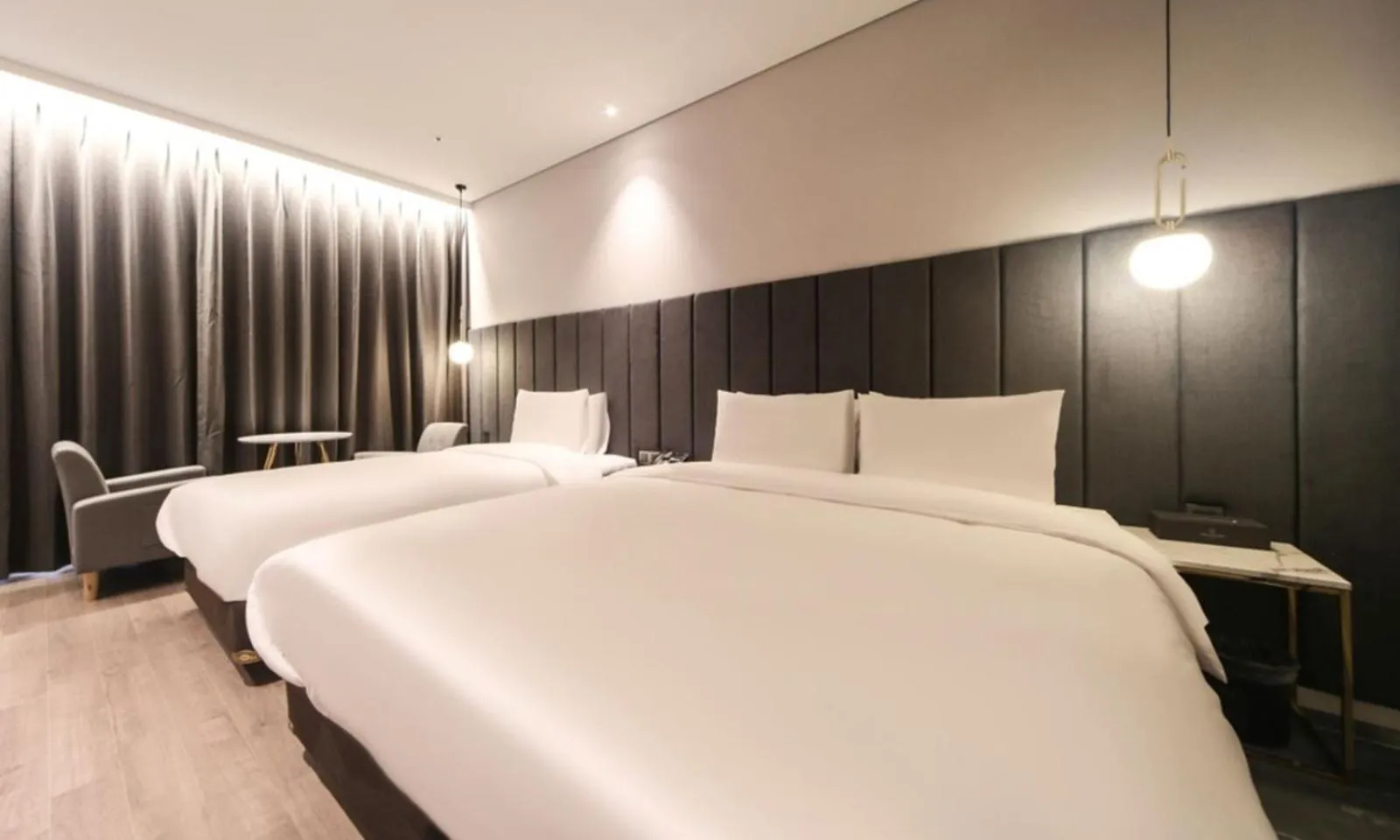 Bed in Busan Myeongji Ciel Ocean Hotel