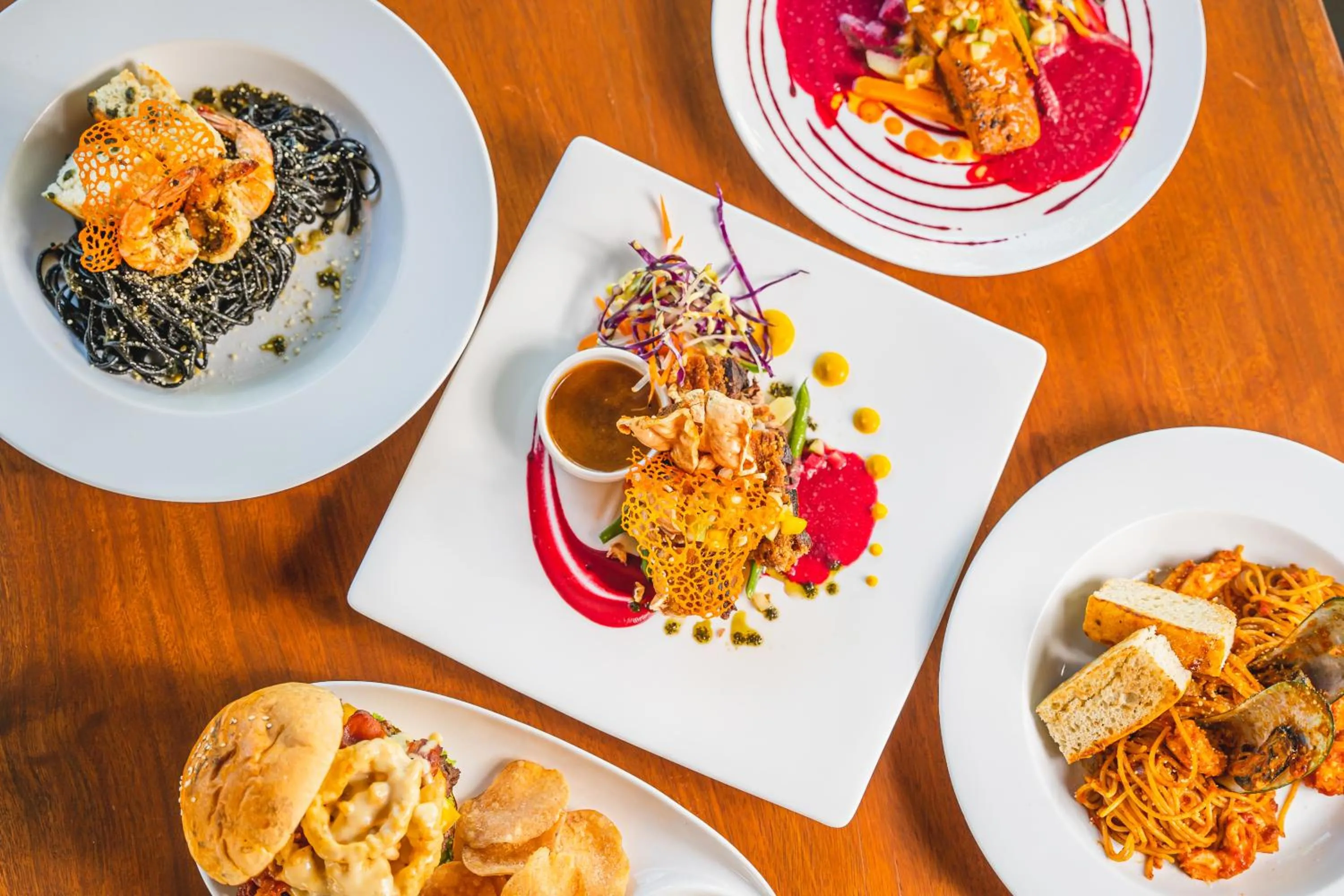 Restaurant/places to eat in Ora Beach Resort