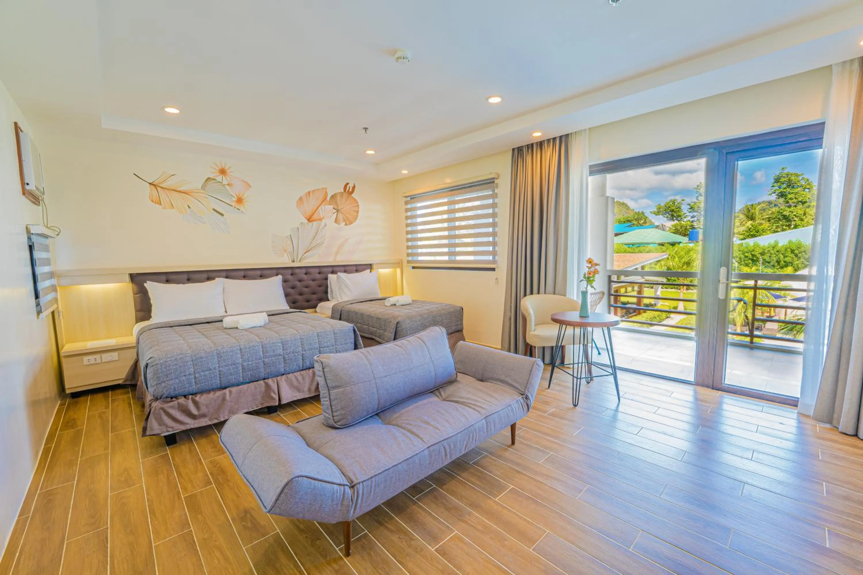 Photo of the whole room in Ora Beach Resort