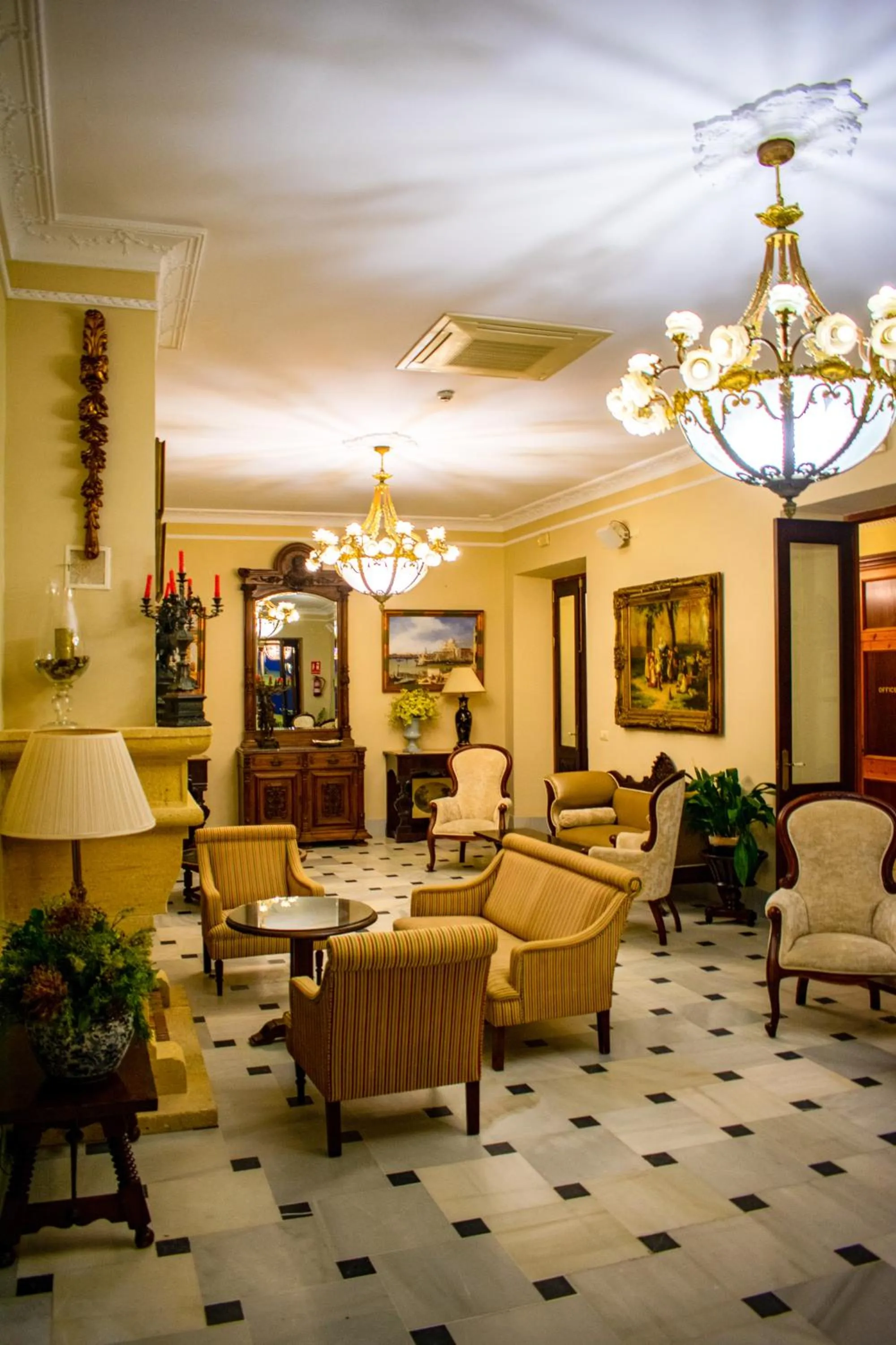 Living room in Hotel Playa de Regla