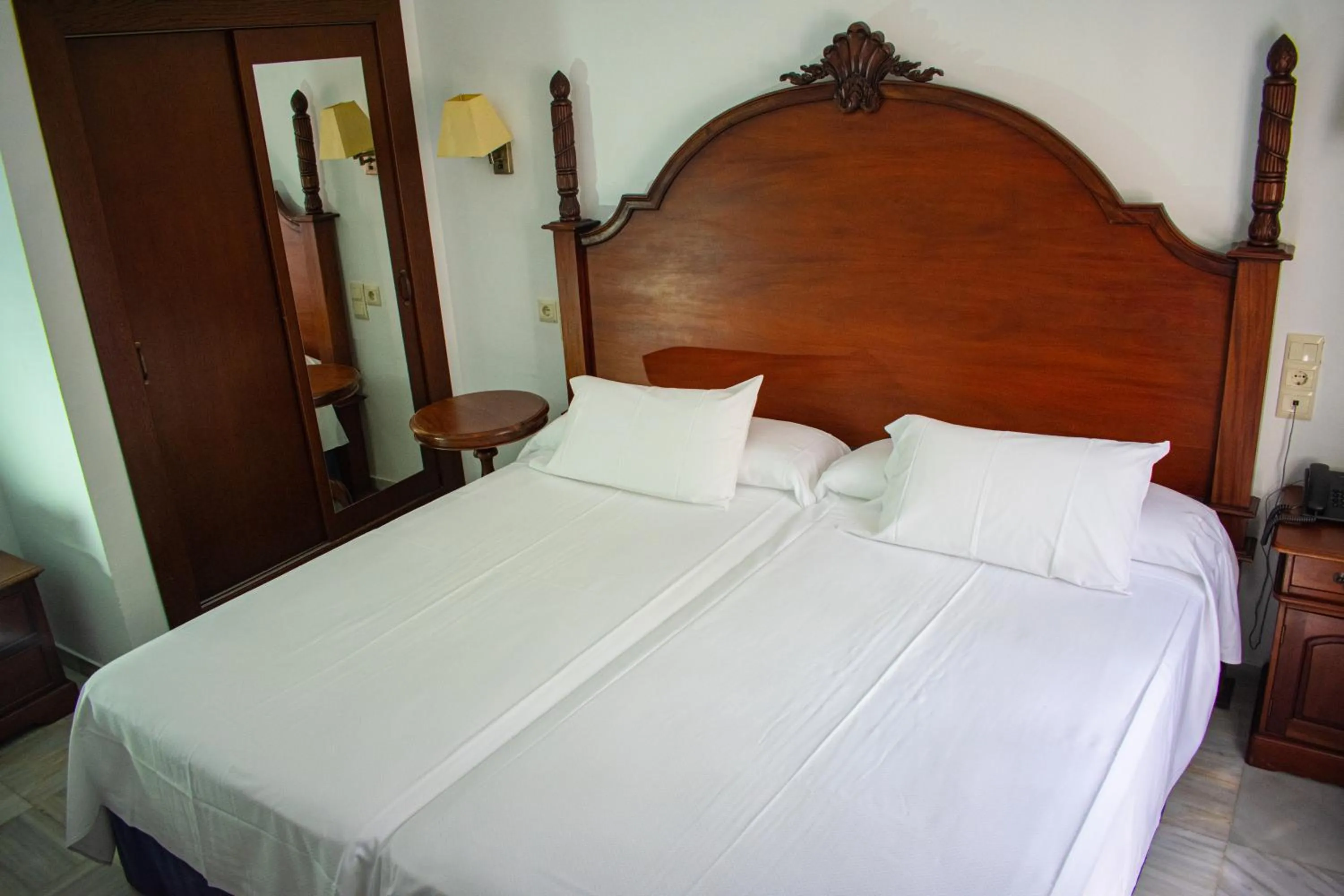 Photo of the whole room, Bed in Hotel Playa de Regla