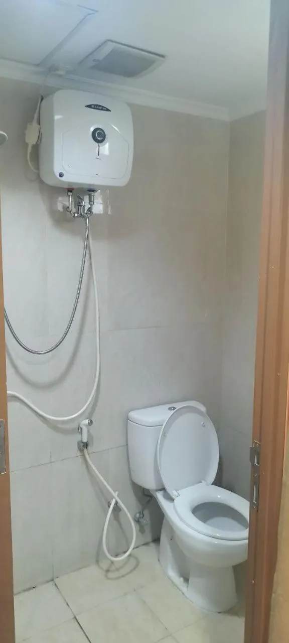 Shower in SPAZIE at Green Lake View Cimanggis