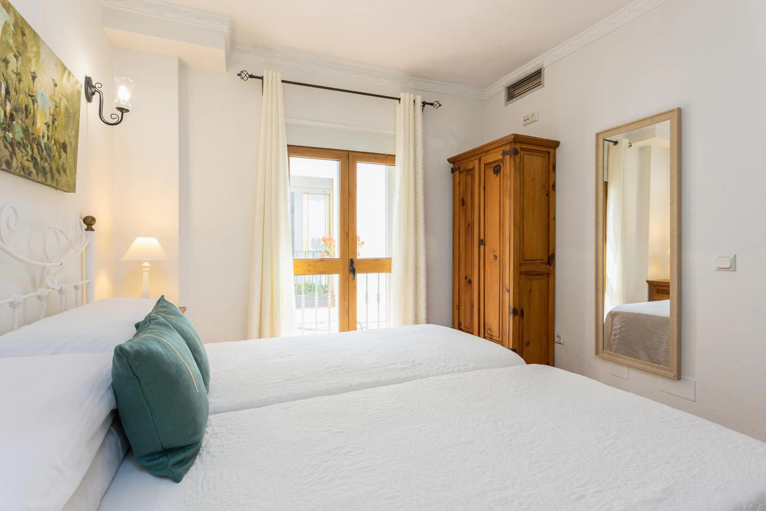 Photo of the whole room, Bed in Puerta De Aduares