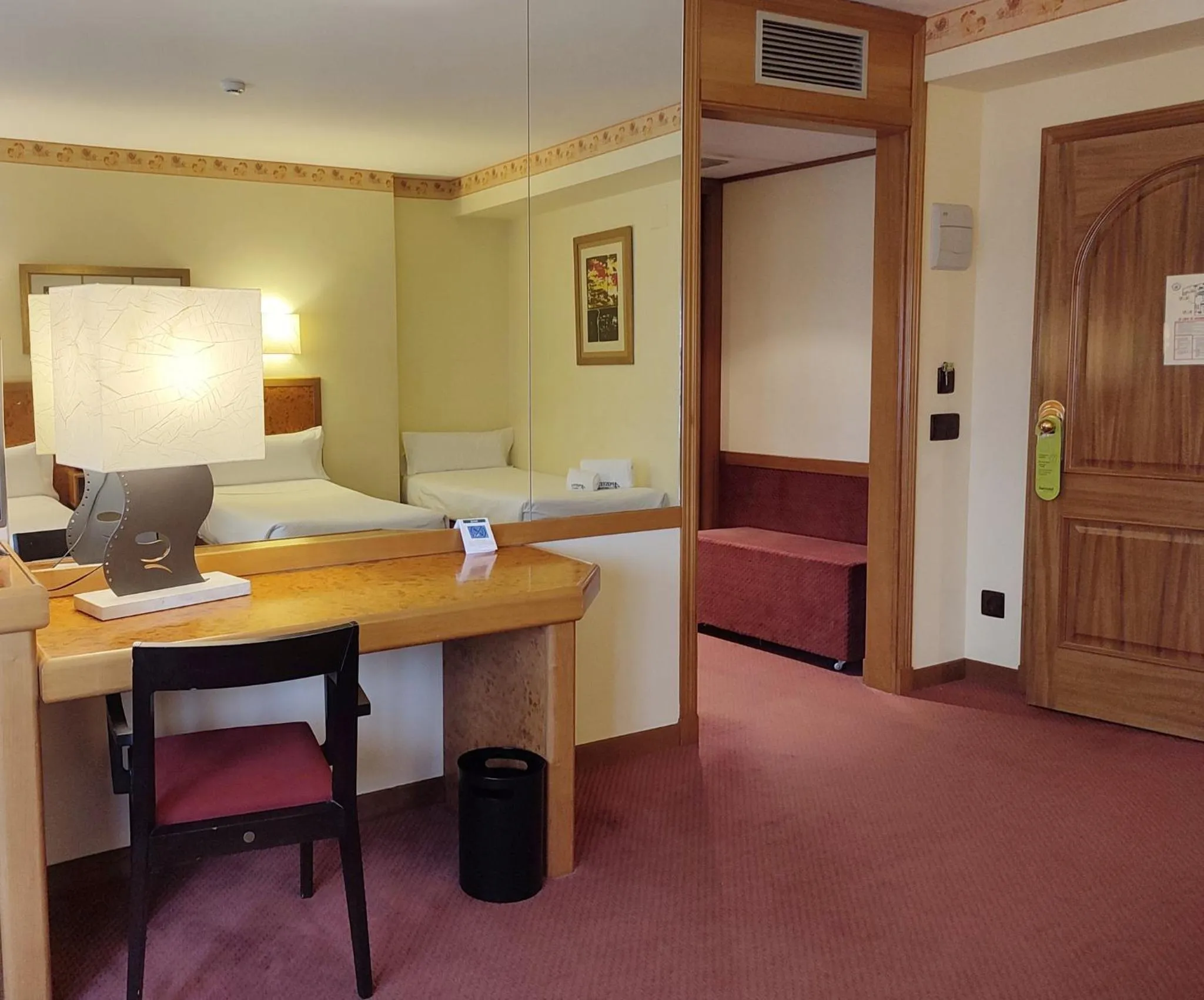 Photo of the whole room, Bed in Hotel Sercotel Cuatro Postes