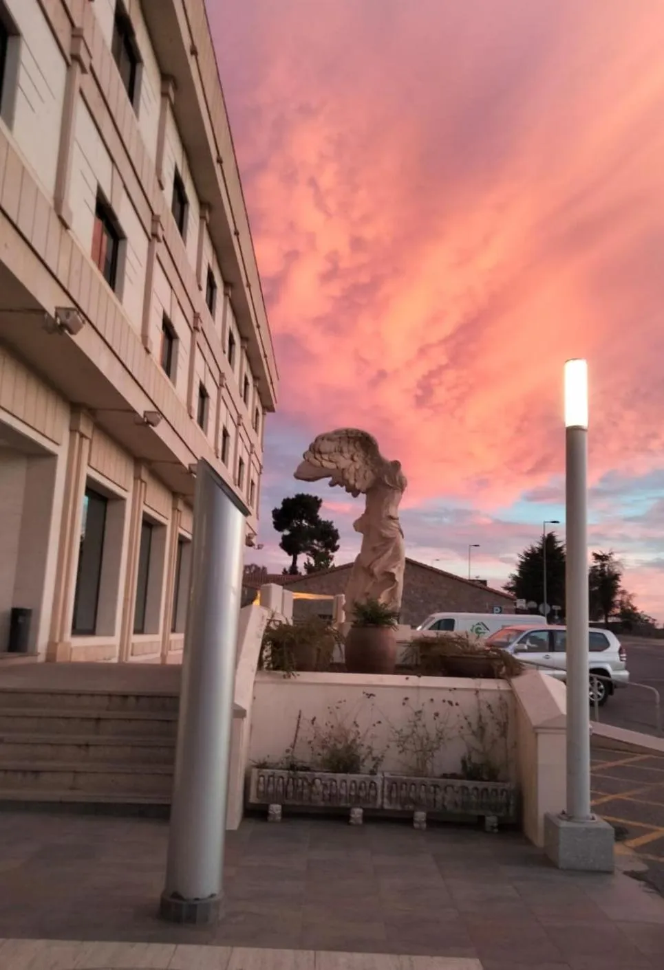 Facade/entrance in Hotel Sercotel Cuatro Postes