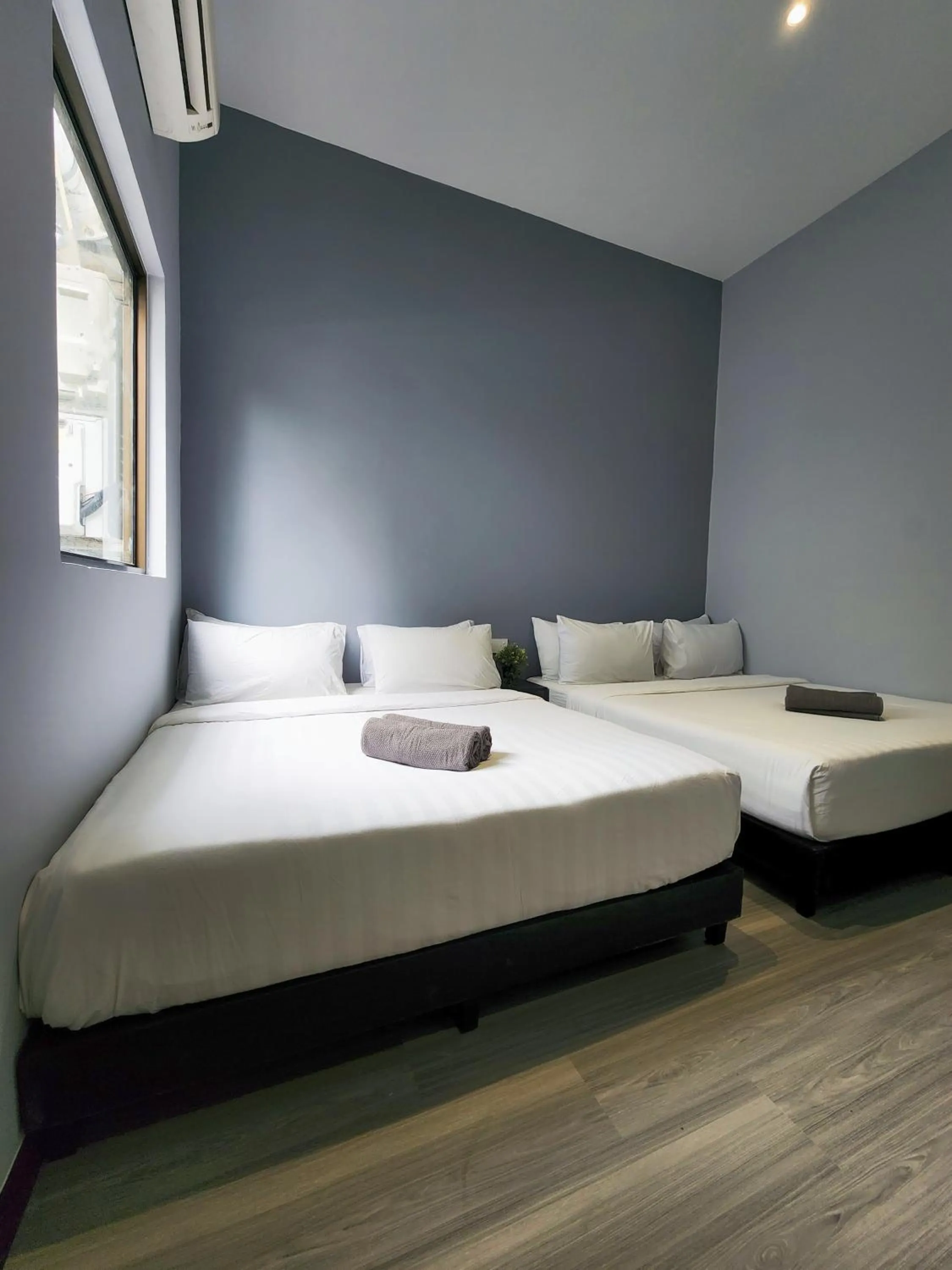 Bed in Gurney Coast Guest House by Sky Hive