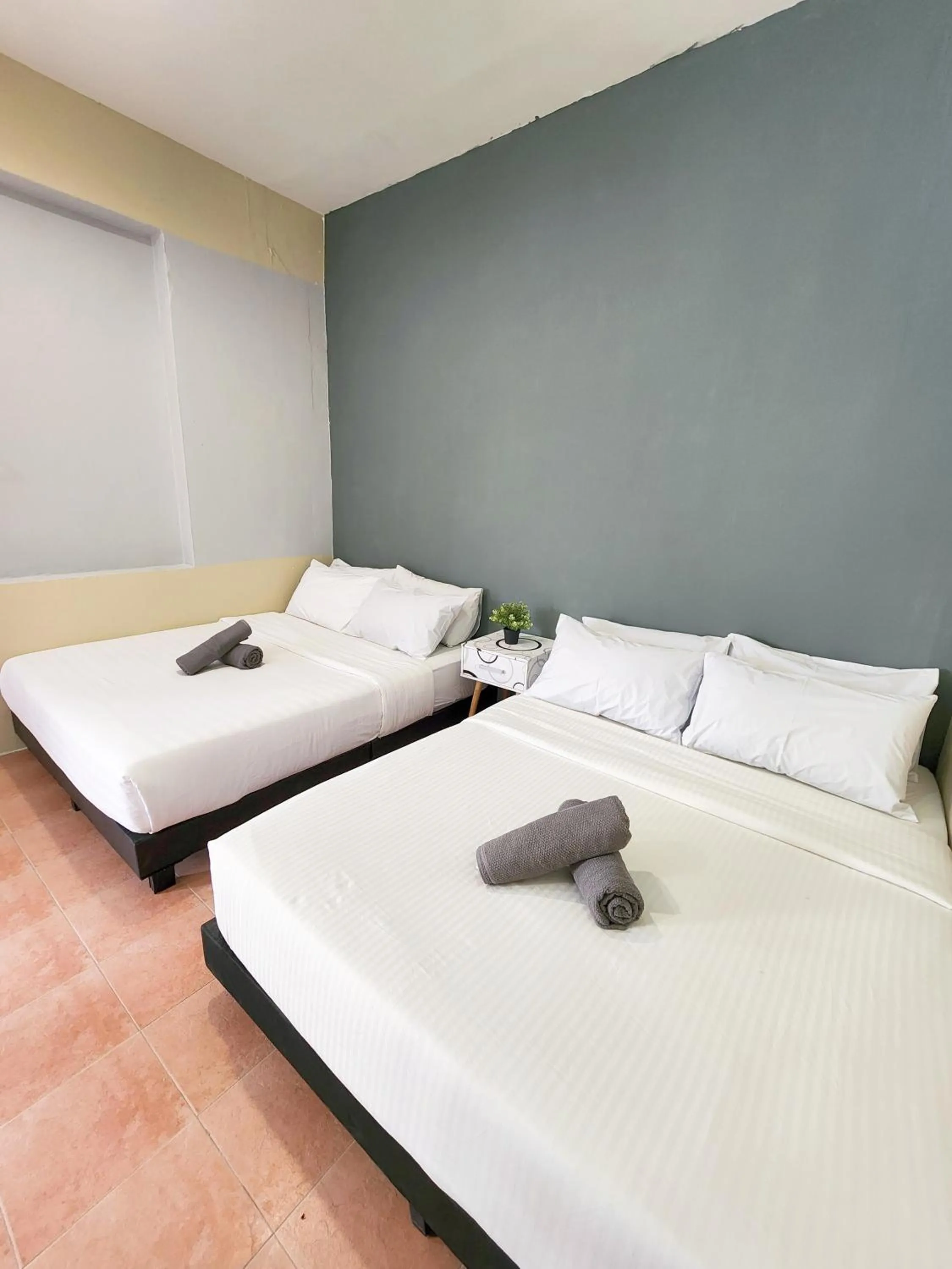 Bed in Gurney Coast Guest House by Sky Hive