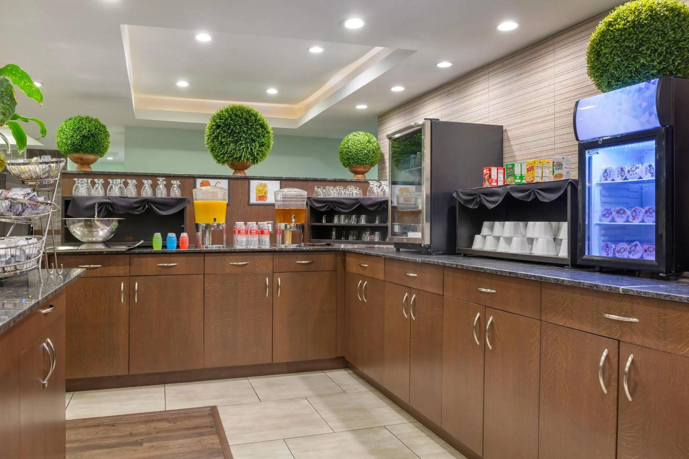 Breakfast in Radisson Hotel Southfield-Detroit