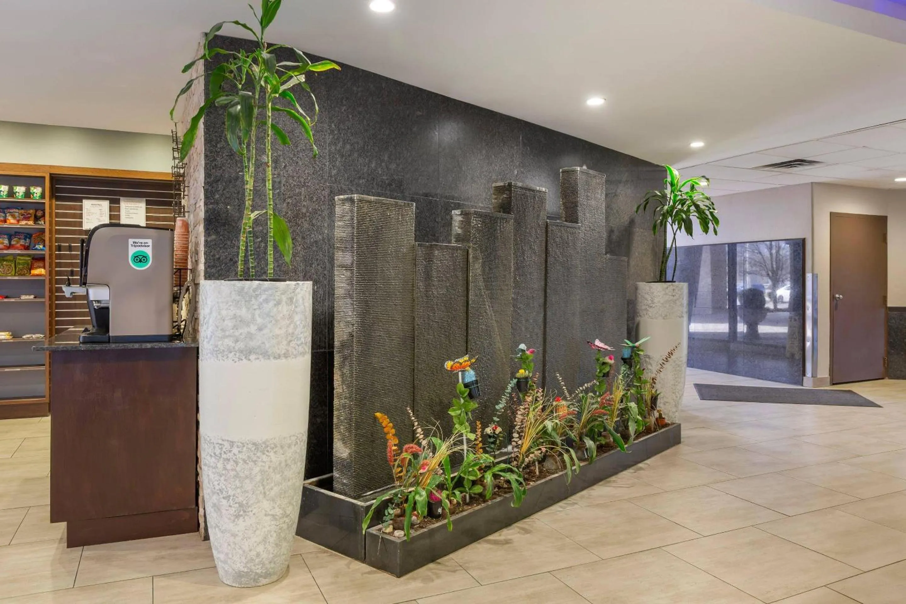 Lobby or reception in Radisson Hotel Southfield-Detroit