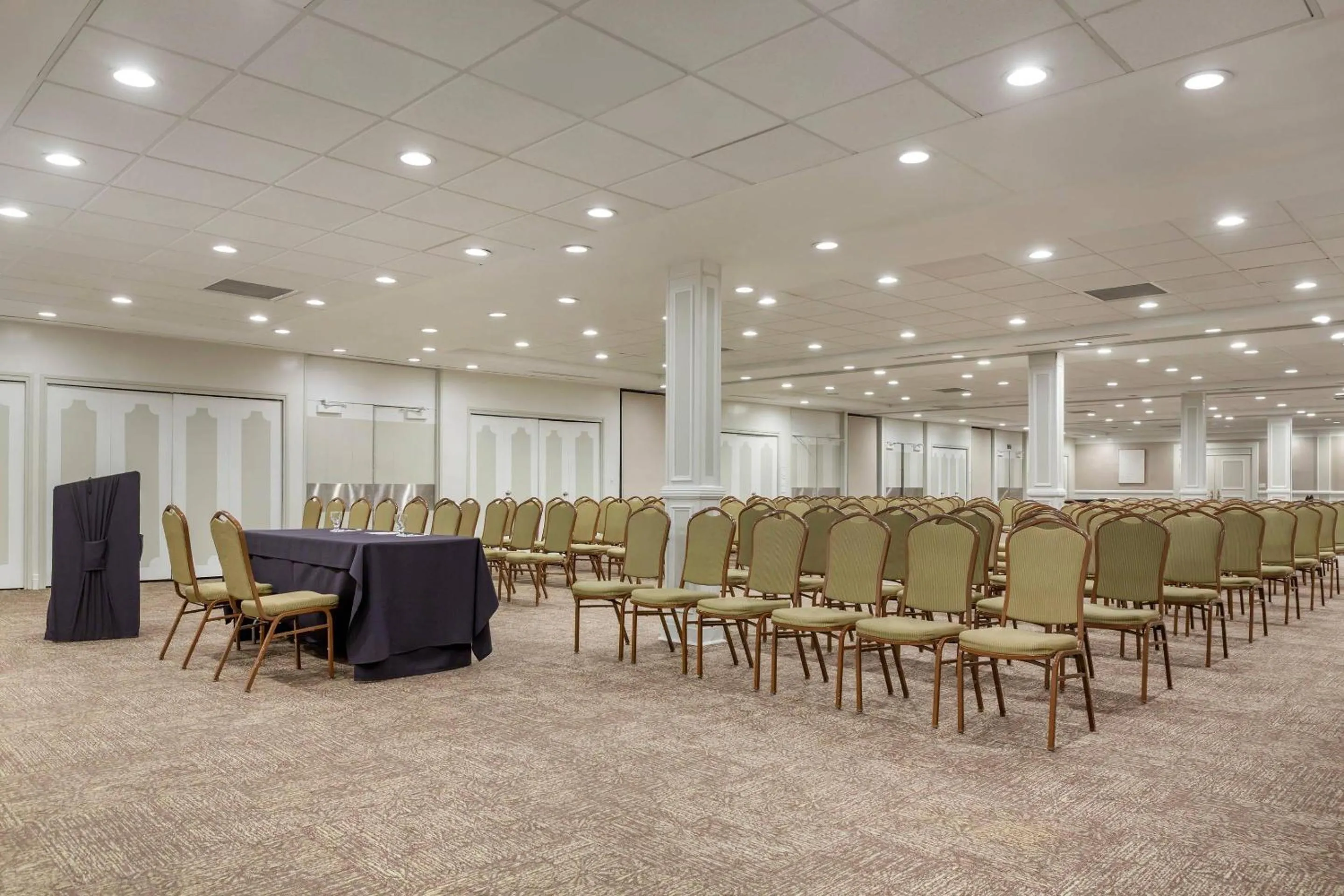 Meeting/conference room in Radisson Hotel Southfield-Detroit