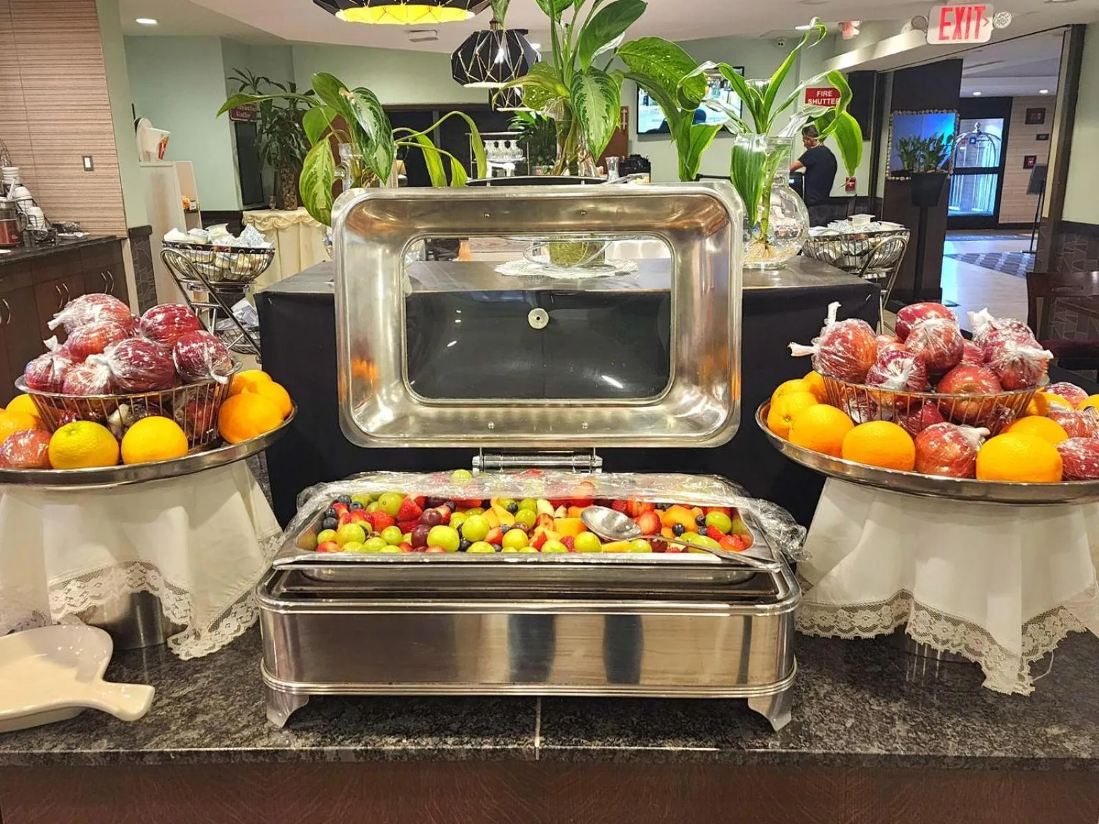 Buffet breakfast in Radisson Hotel Southfield-Detroit