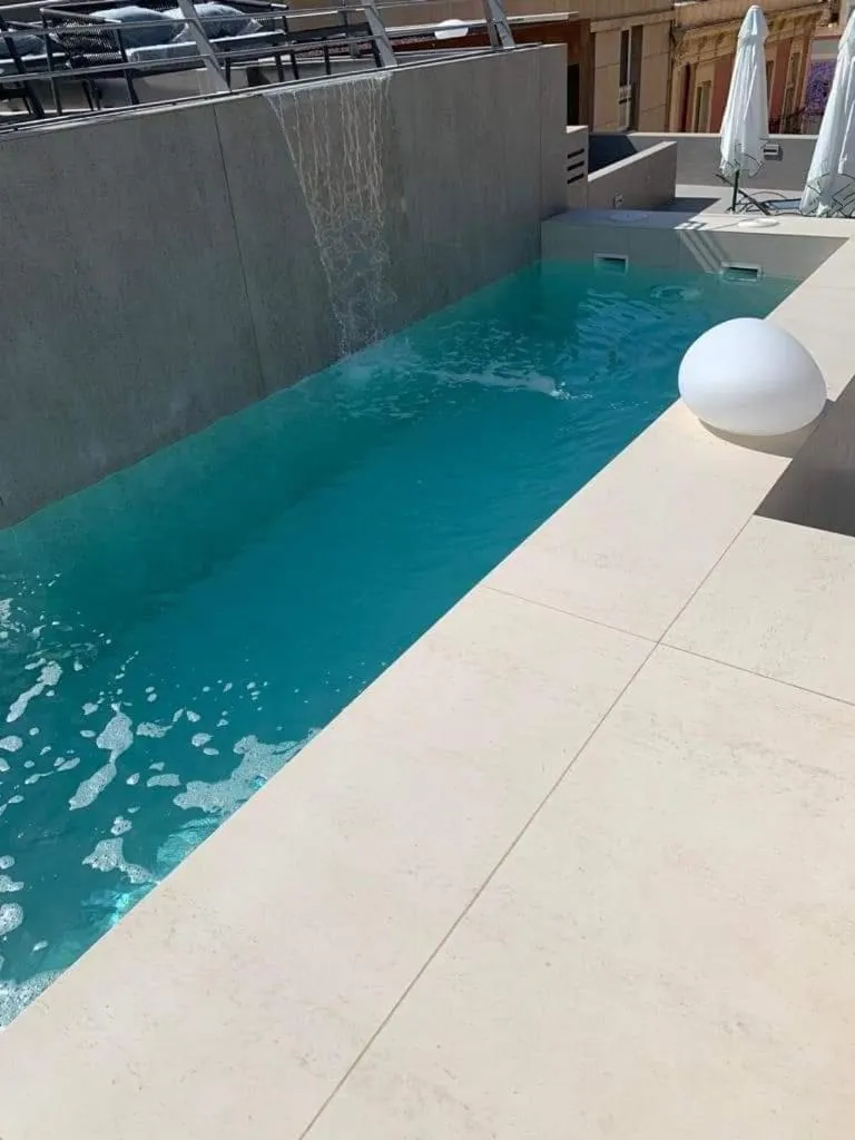 Swimming pool in Catedral Almería