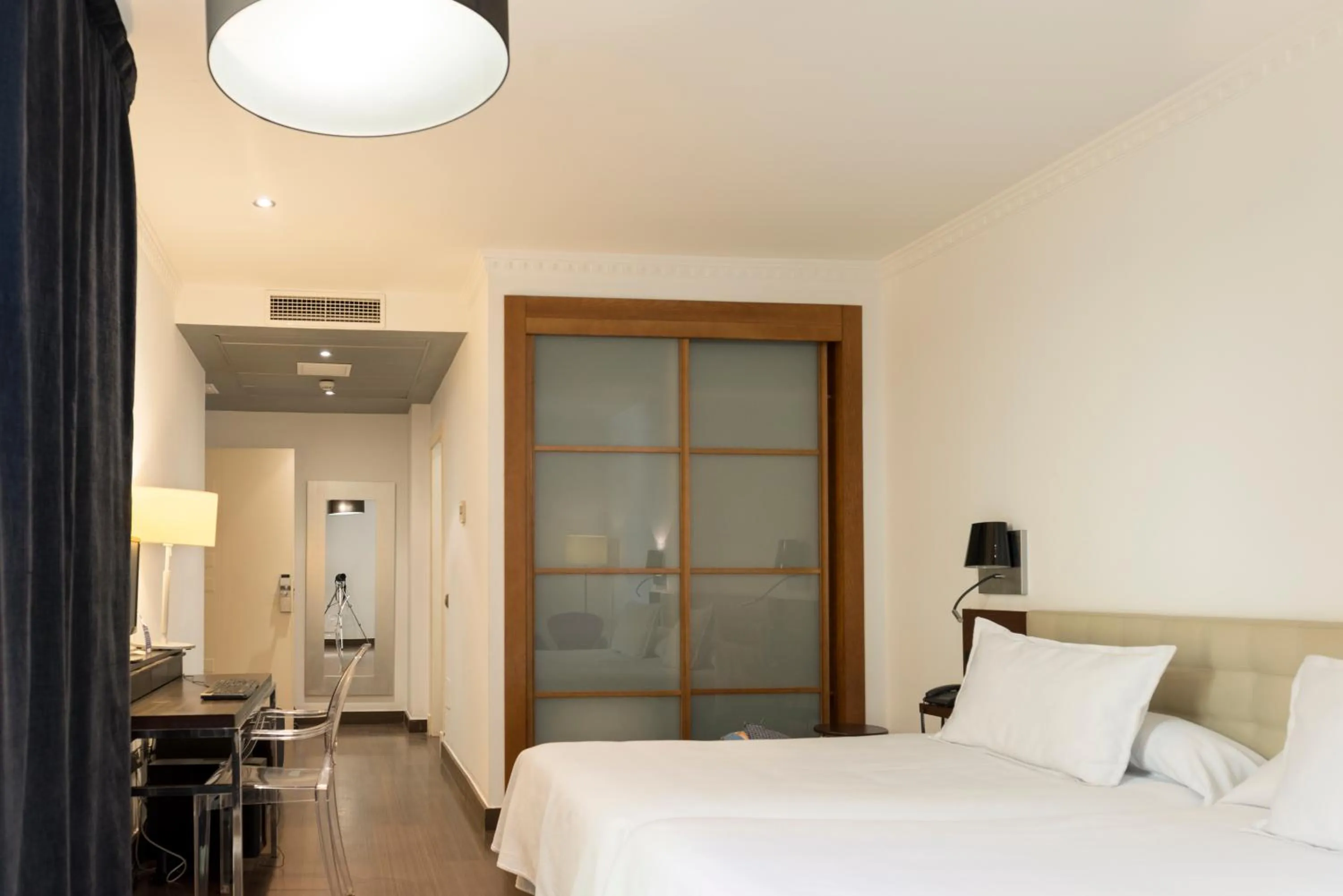 Bedroom, Bed in Catedral Almería