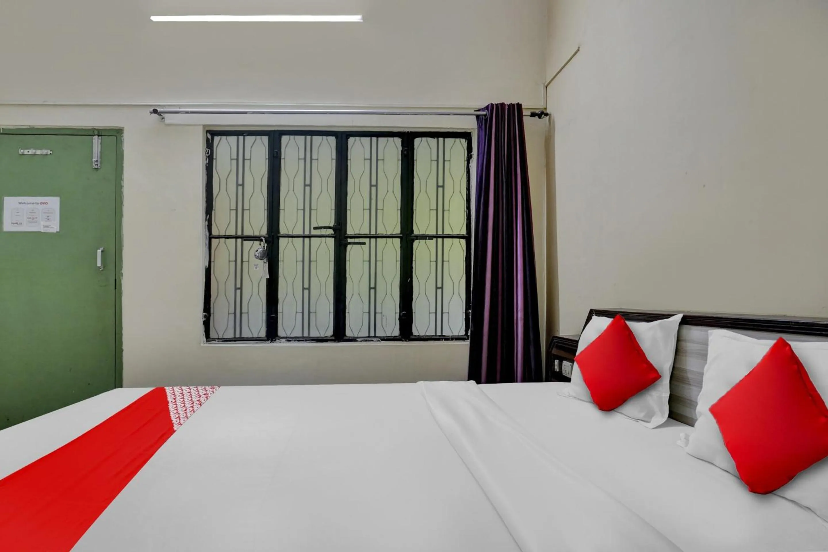 Bedroom, Bed in Hotel O by OYO Arjun