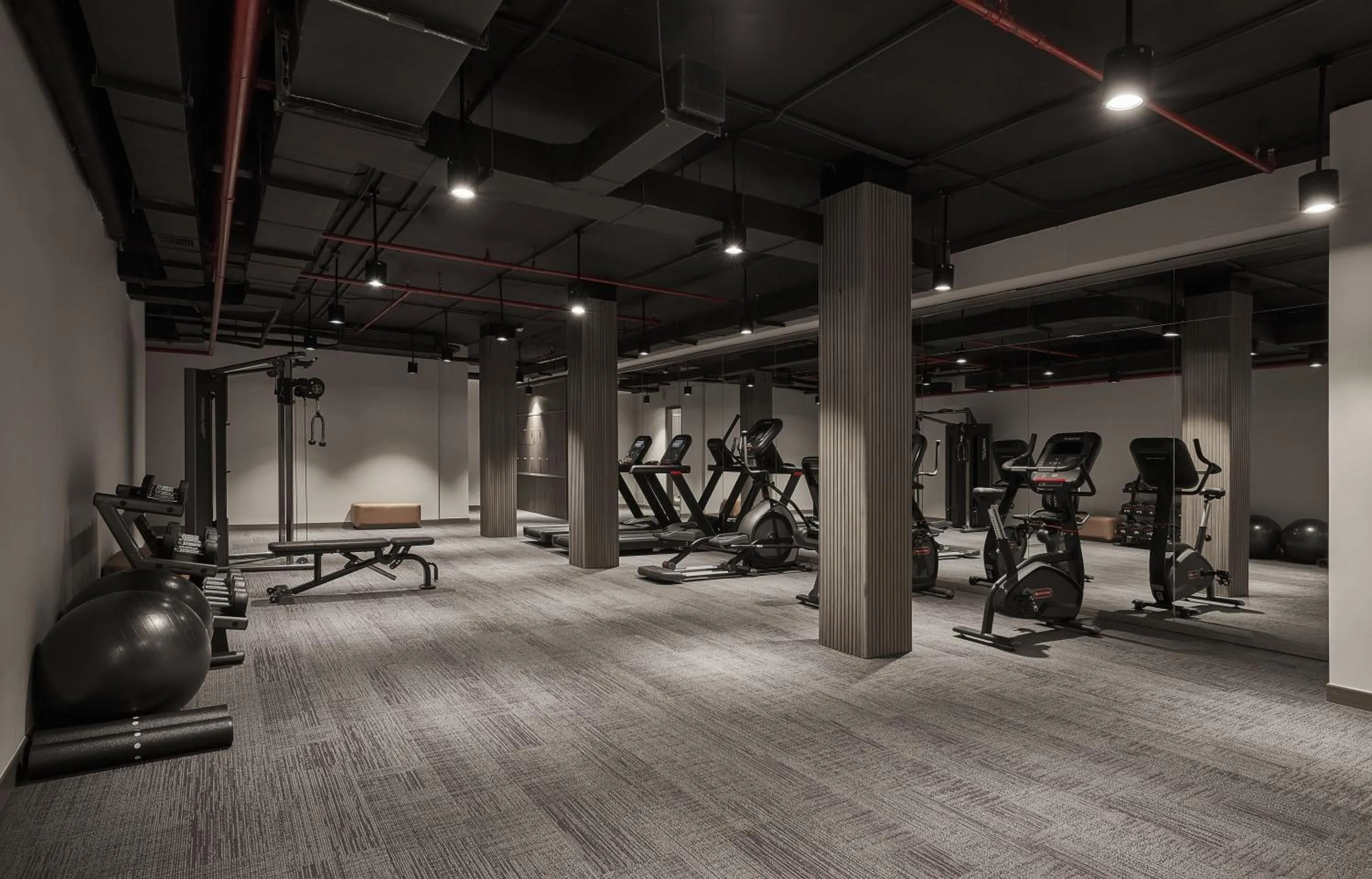 Fitness centre/facilities in La Siesta Premium Saigon
