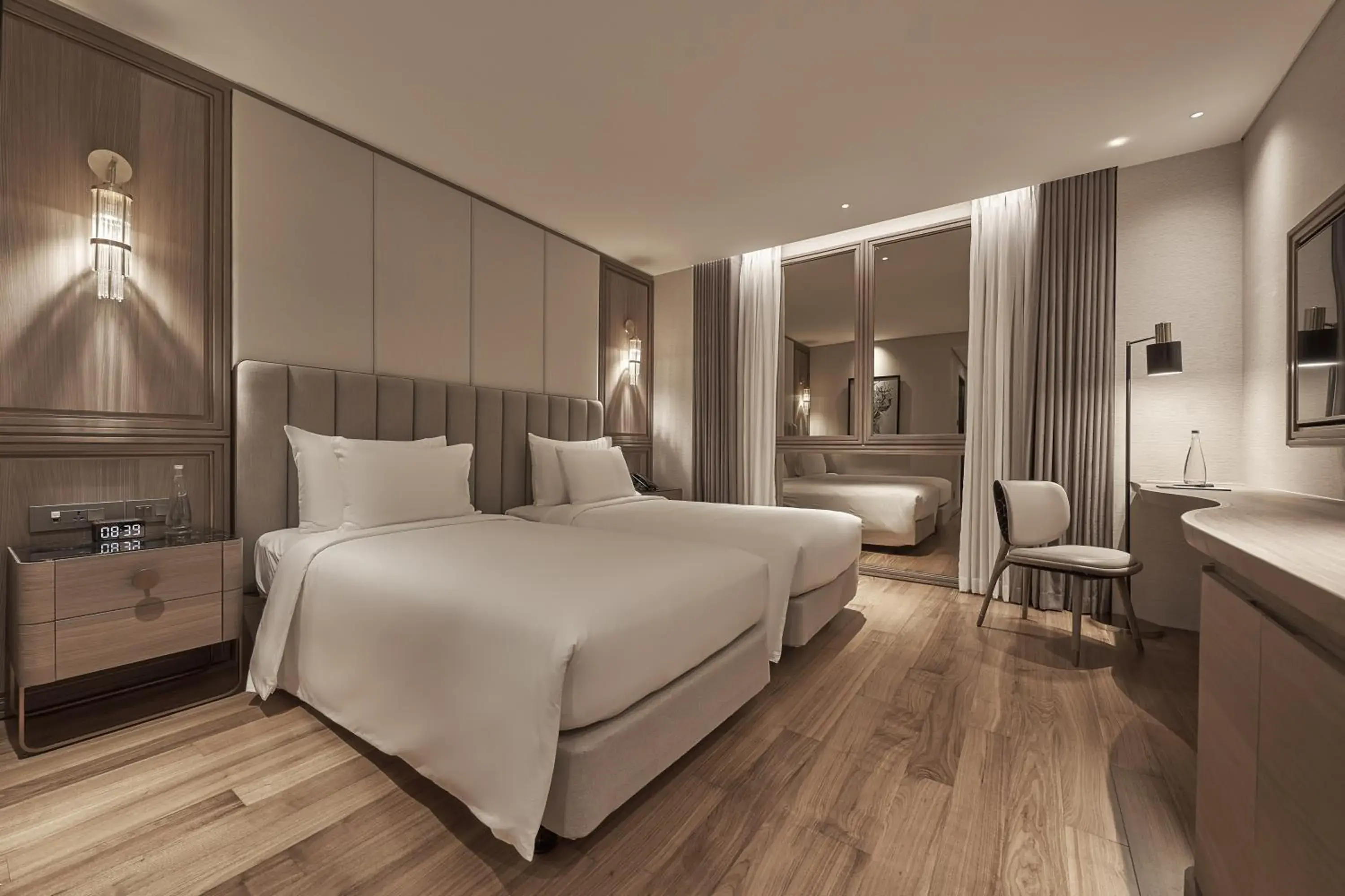 Superior Twin Room (No Window) in La Siesta Premium Saigon Superior Twin Room (No Window) in La Siesta Premium Saigon