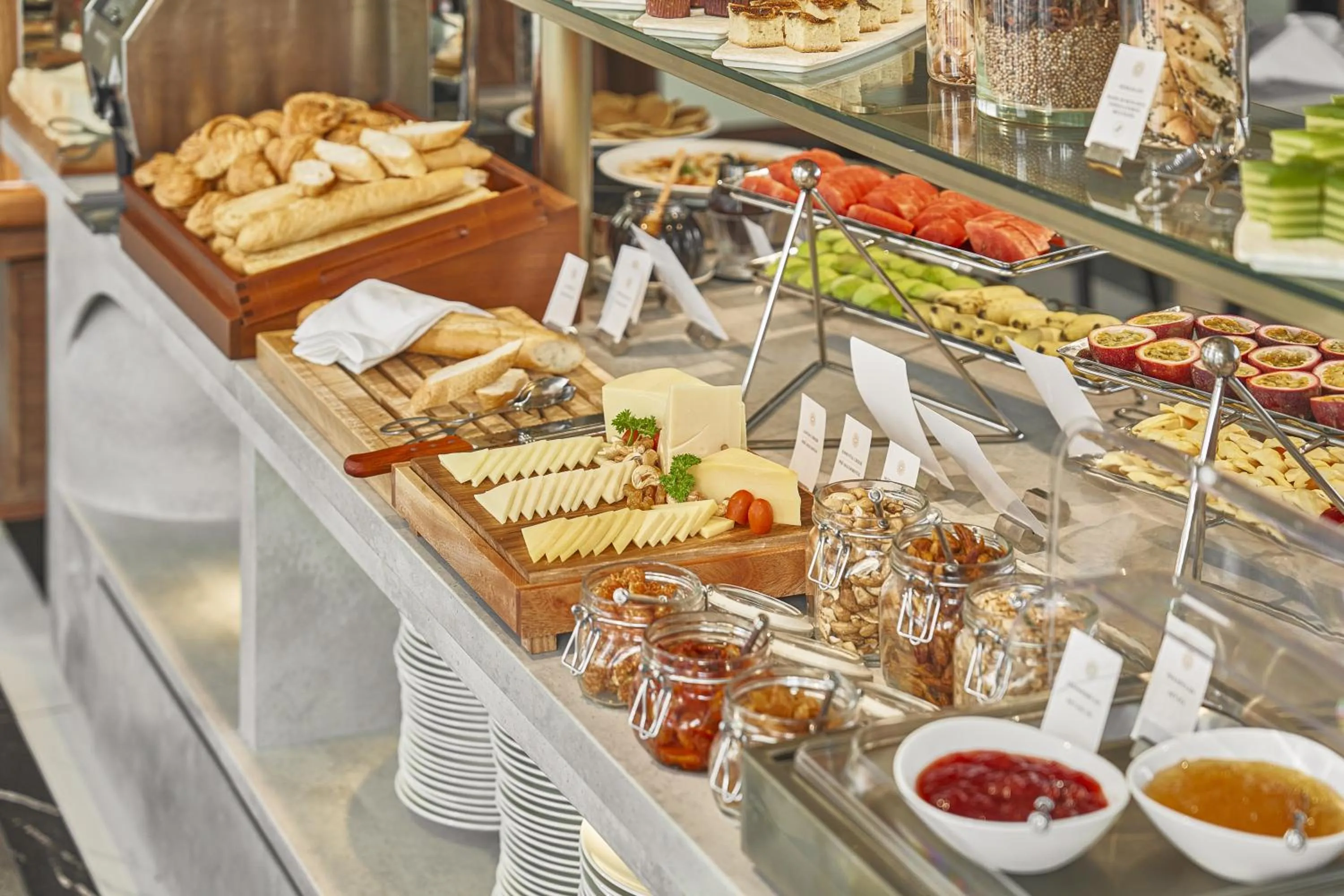 Food and drinks in La Siesta Premium Saigon