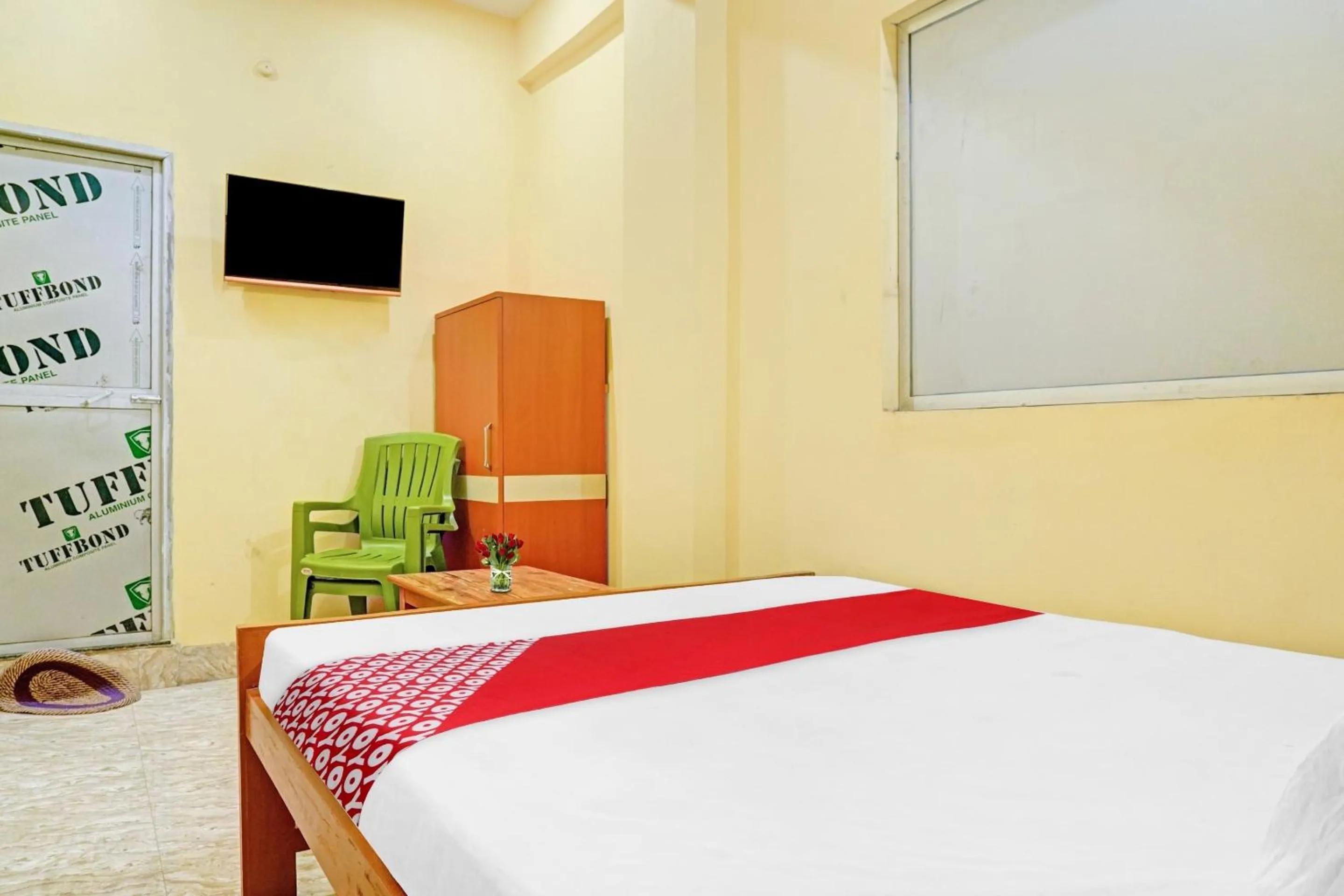 Lobby or reception, Bed in Hotel O Shree New Hotel Rajdhani