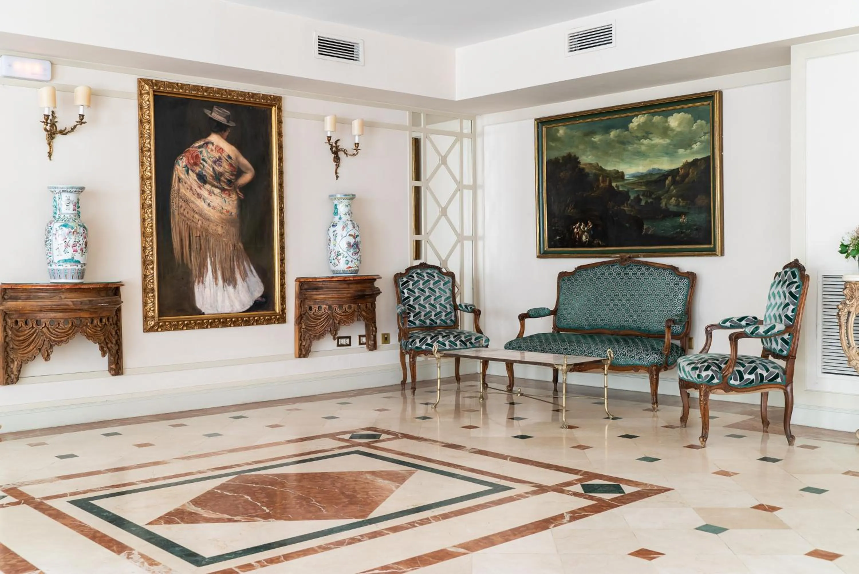 Lobby or reception in Relais & Châteaux Hotel Orfila