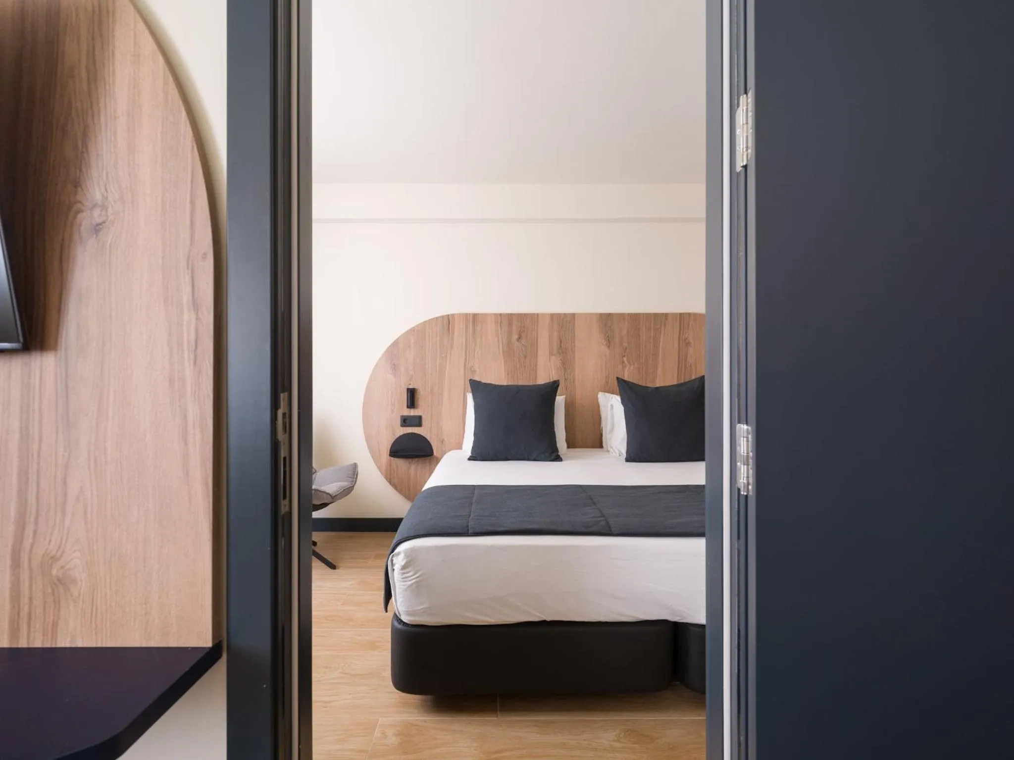 Photo of the whole room, Bed in Sercotel Playa Canteras