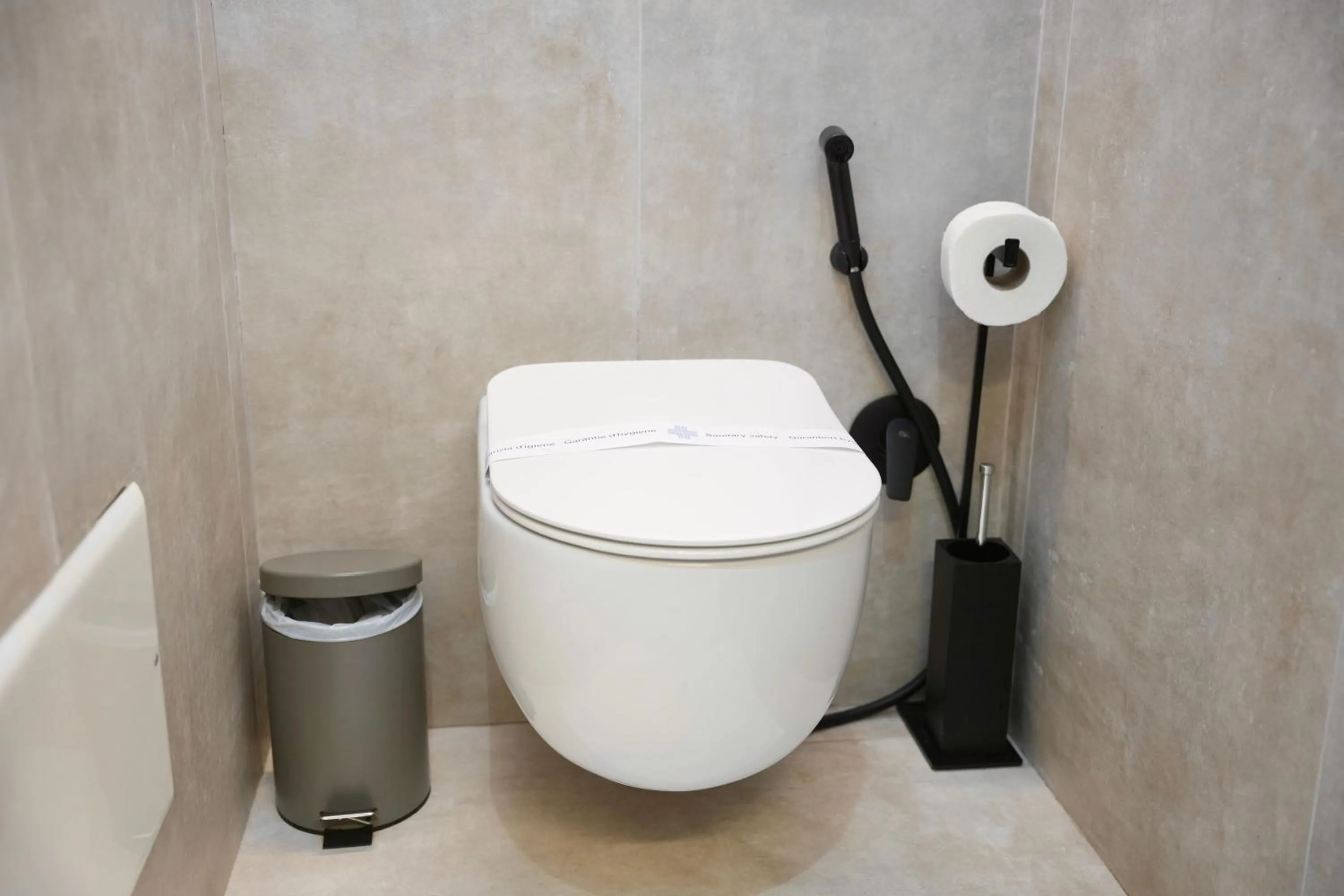 Toilet in Ambassador Skyline Apartments