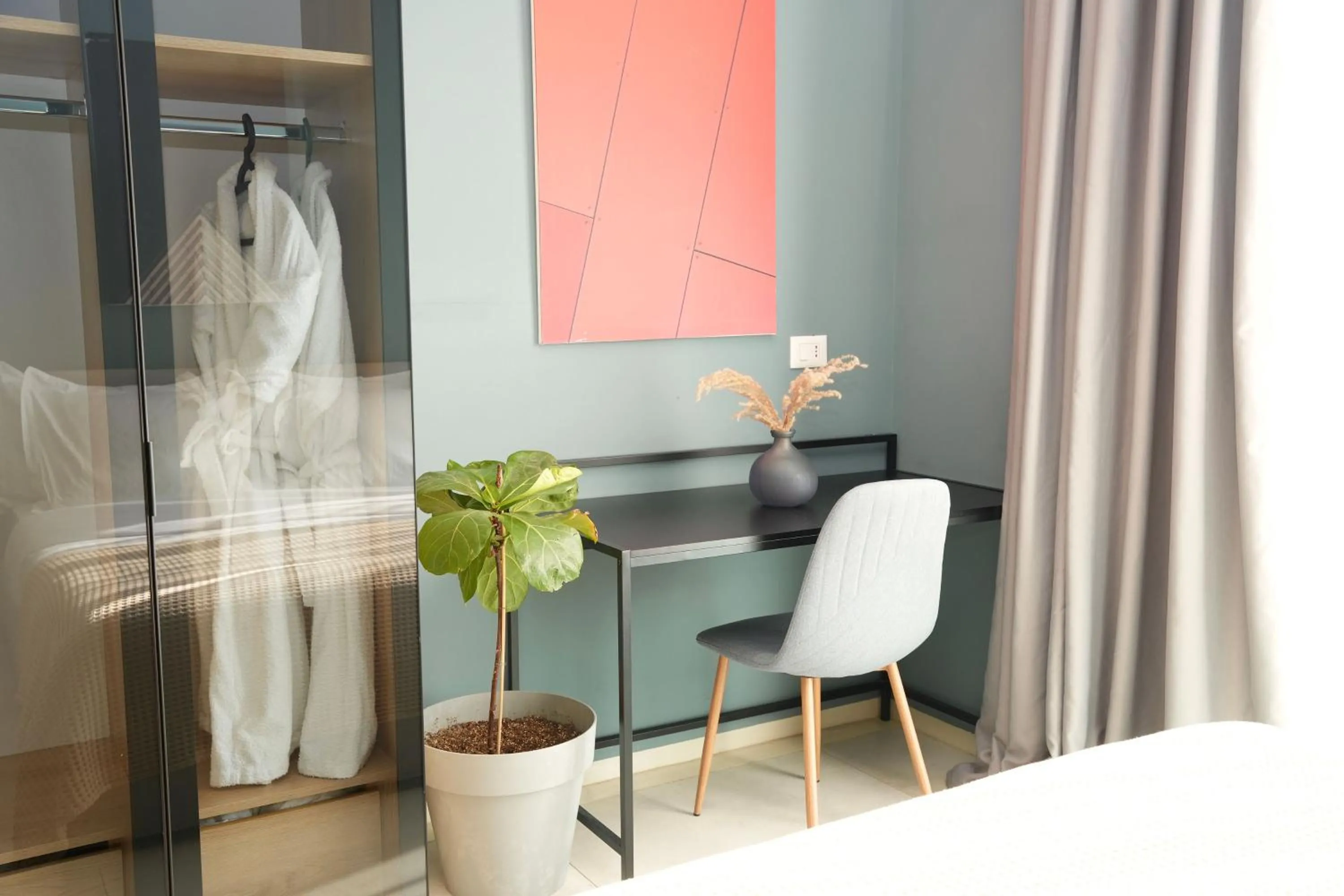 Bedroom, Bed in Ambassador Skyline Apartments