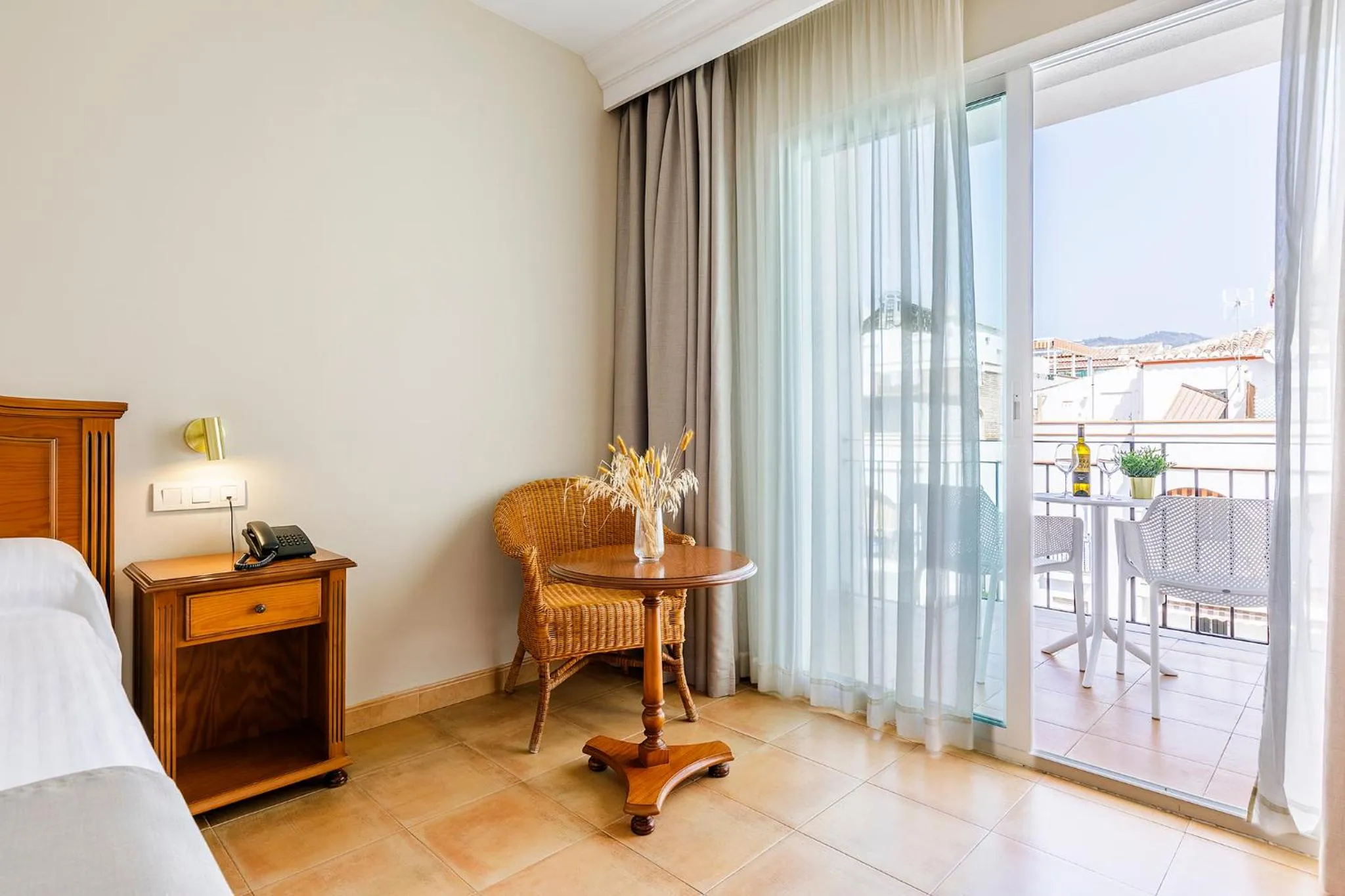 Hotel Almijara - Mares