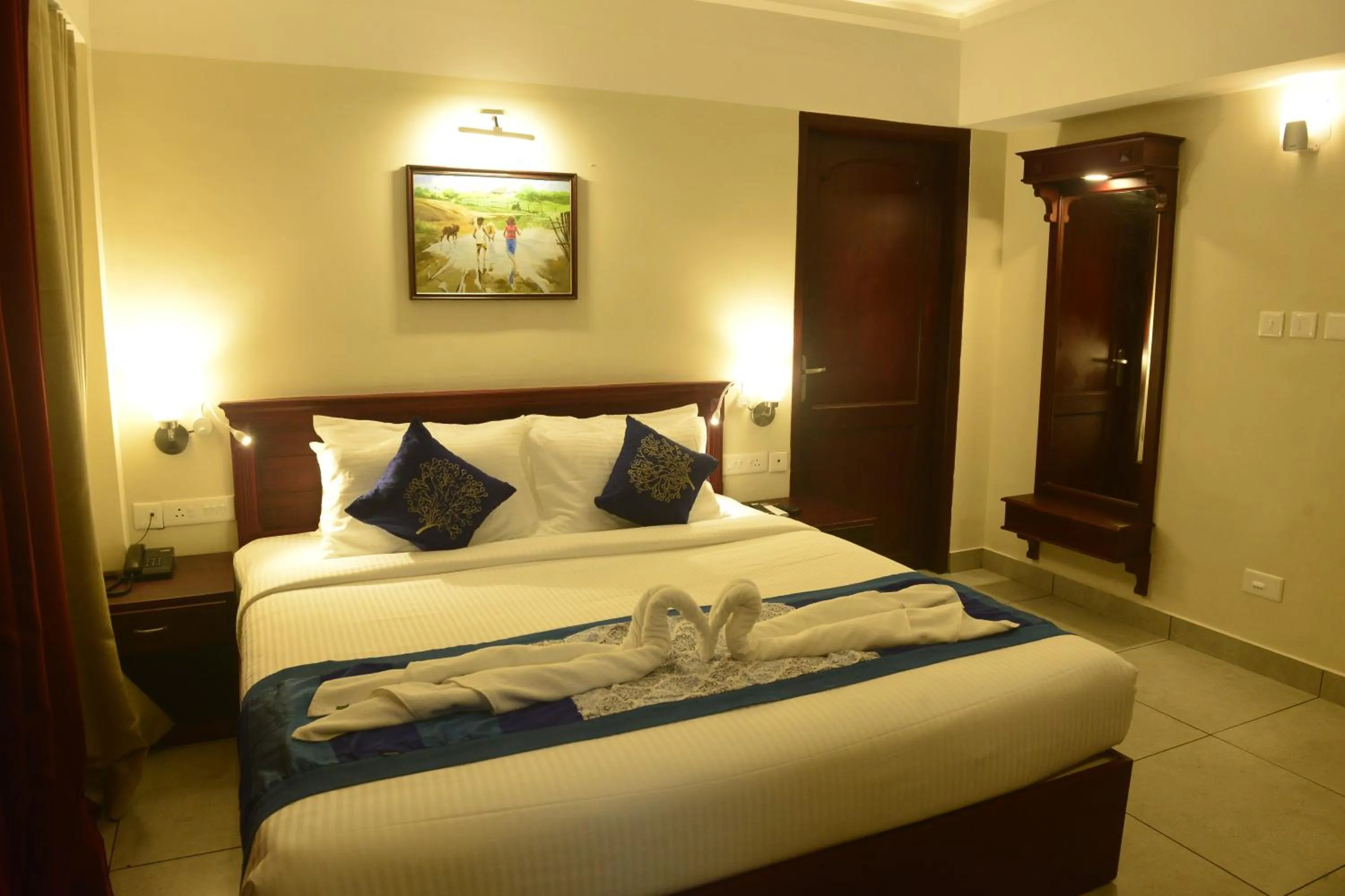 Bedroom, Bed in Hotel Seven Hills