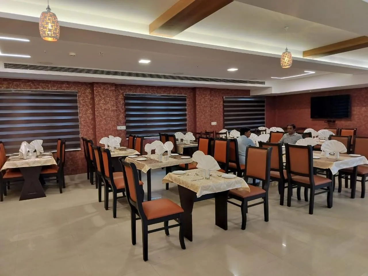 Property building in Hotel Seven Hills