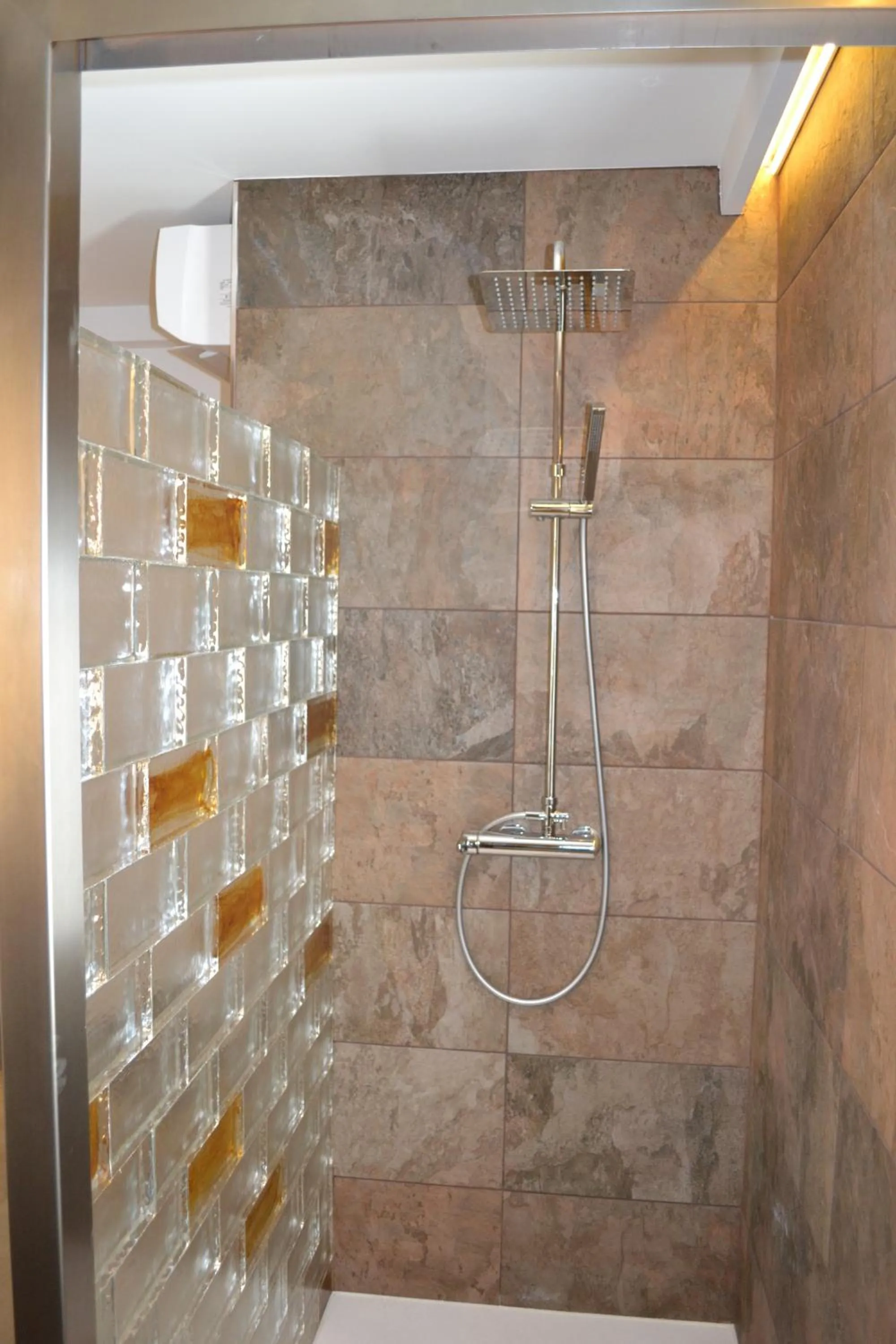 Bathroom in Hotel Marfil