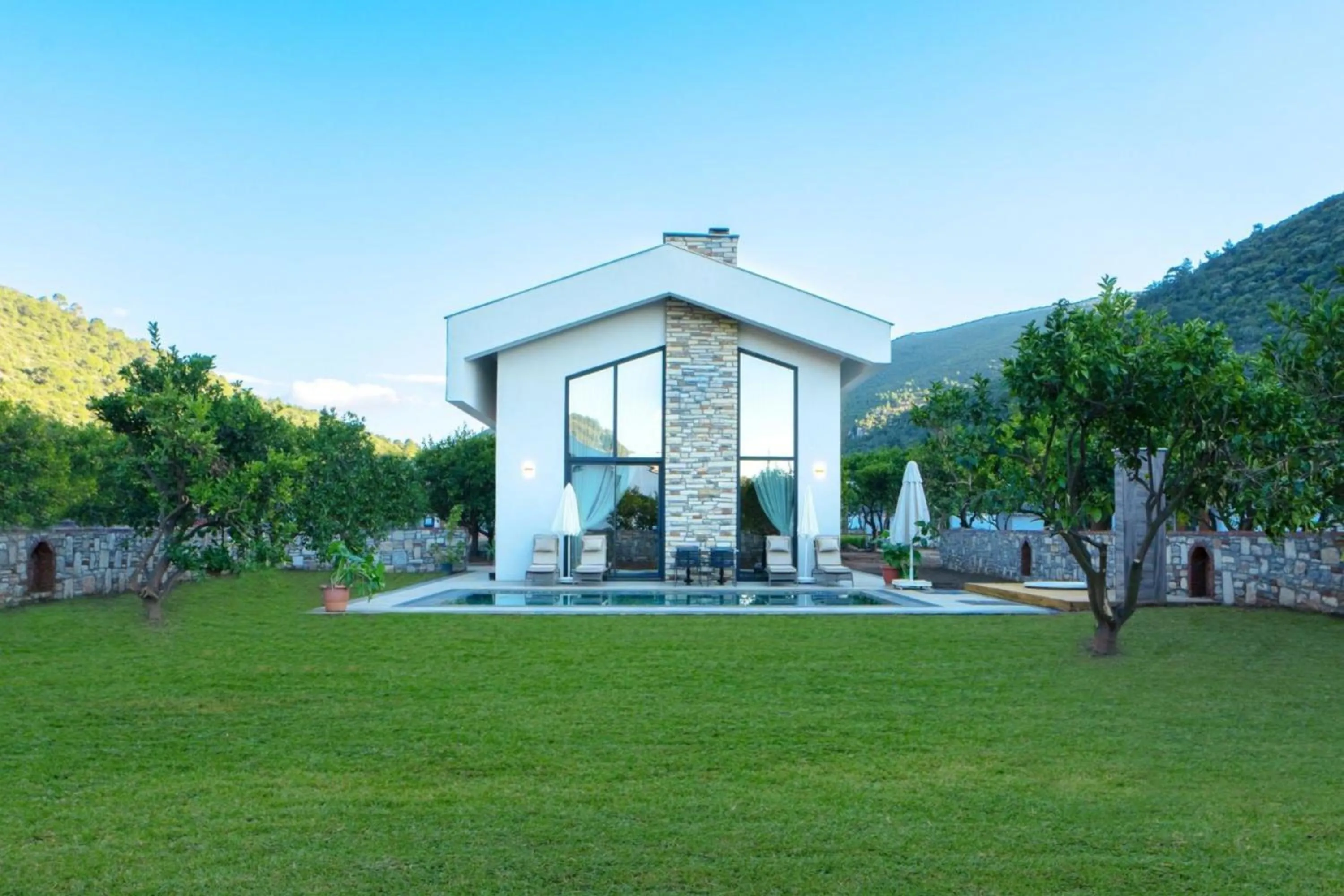 Spring in Batıhan Vadi Hotel