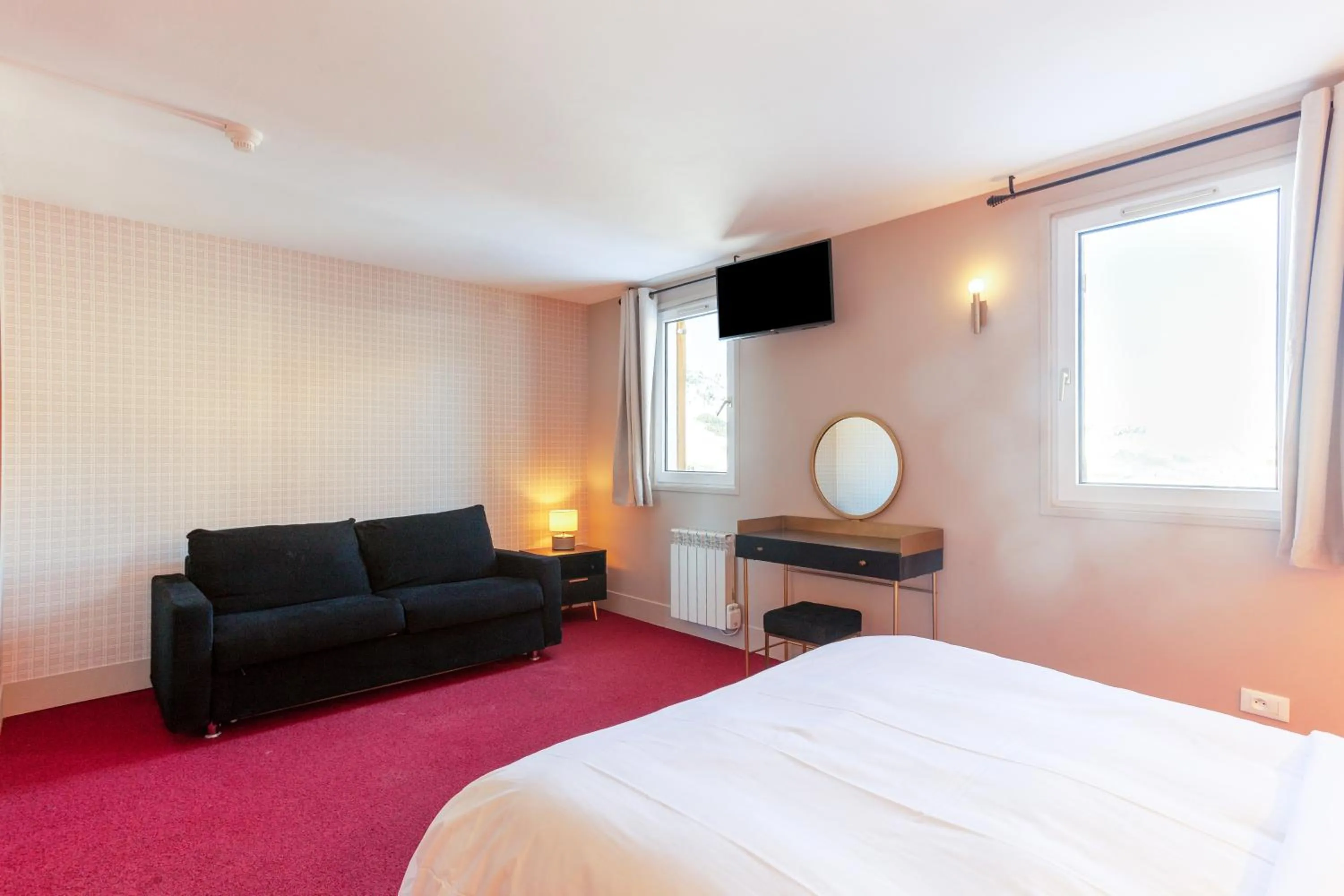 TV and multimedia, Bed in Hotel Turan & Spa