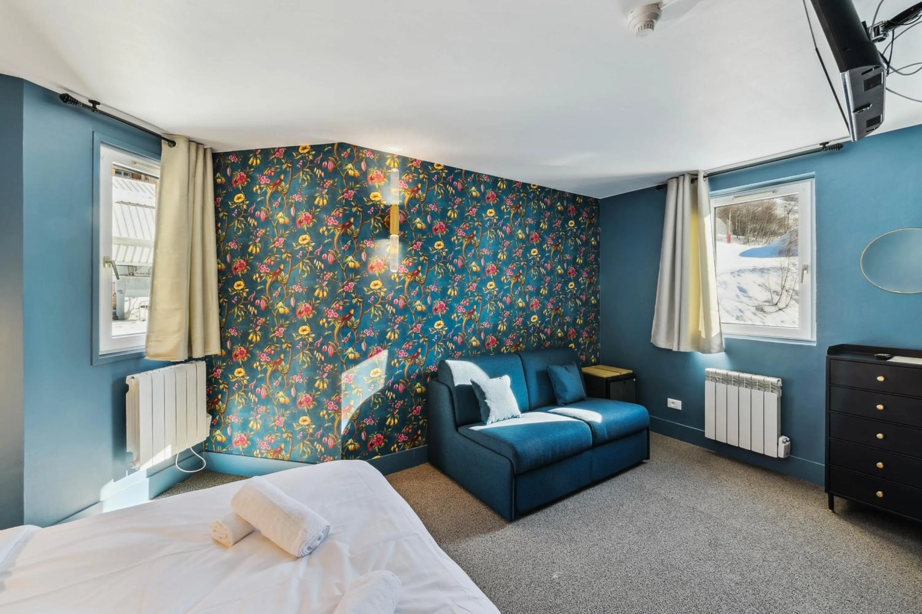 Photo of the whole room, Bed in Hotel Turan & Spa