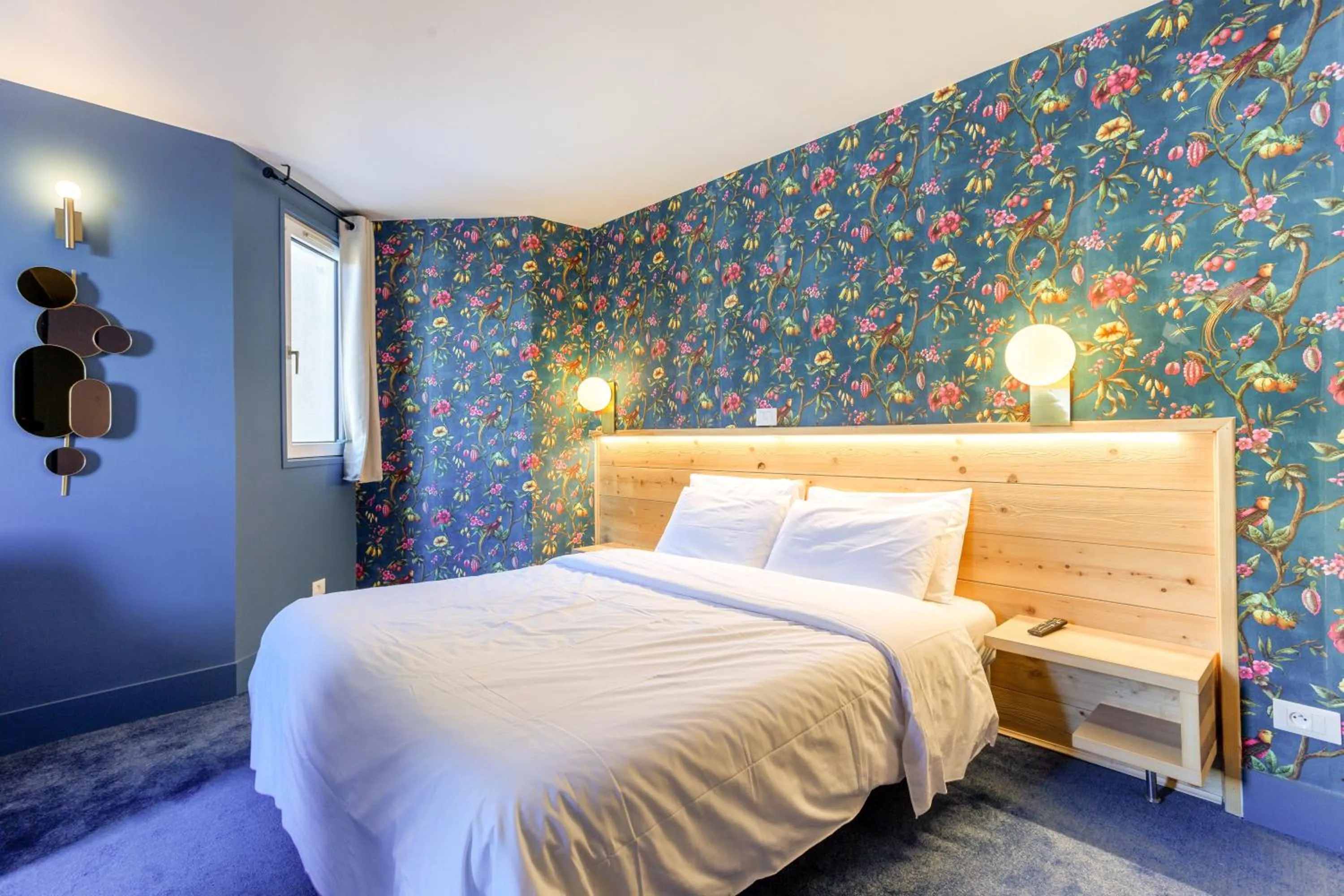 Bed in Hotel Turan & Spa