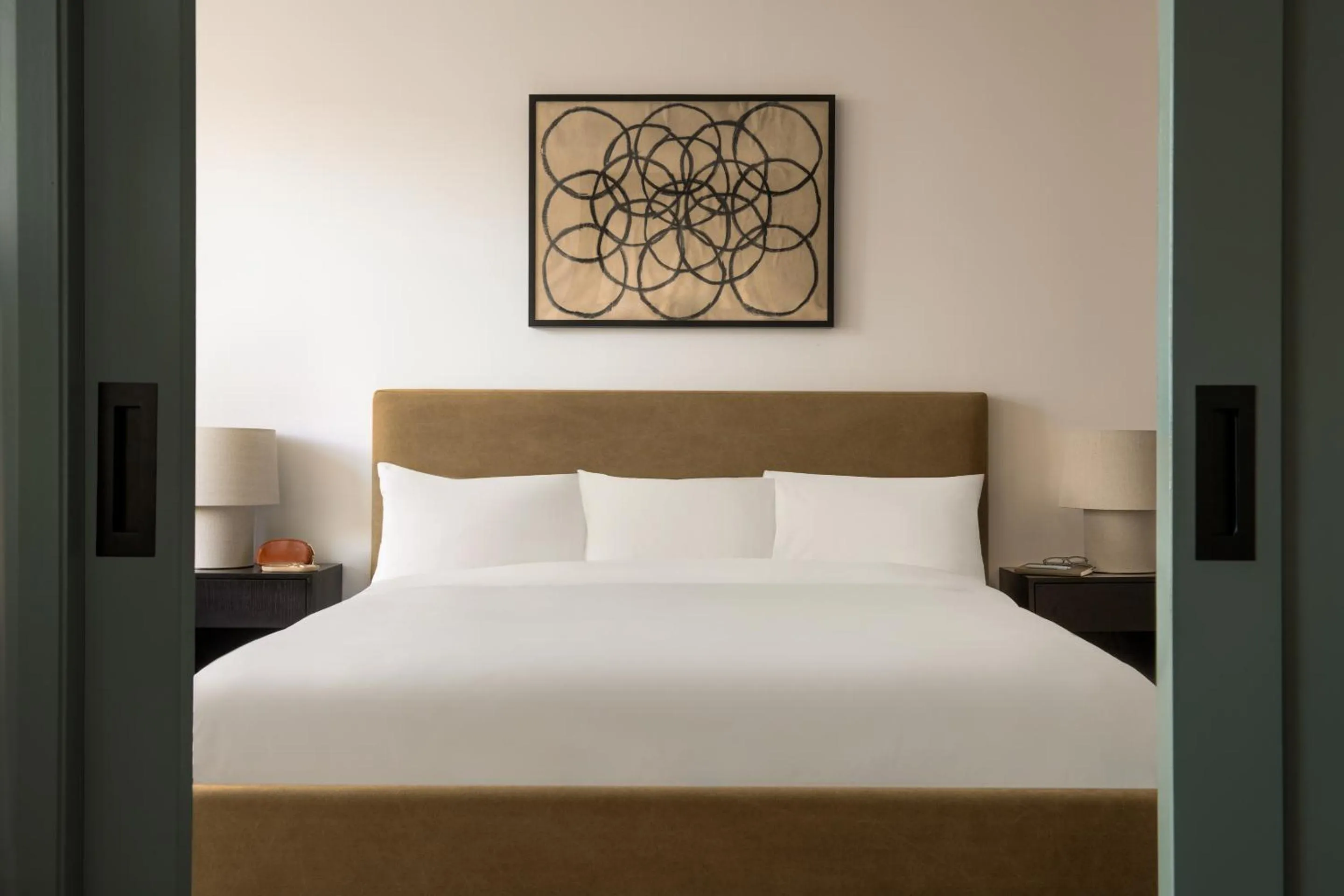 Bed in Sonder Rideau