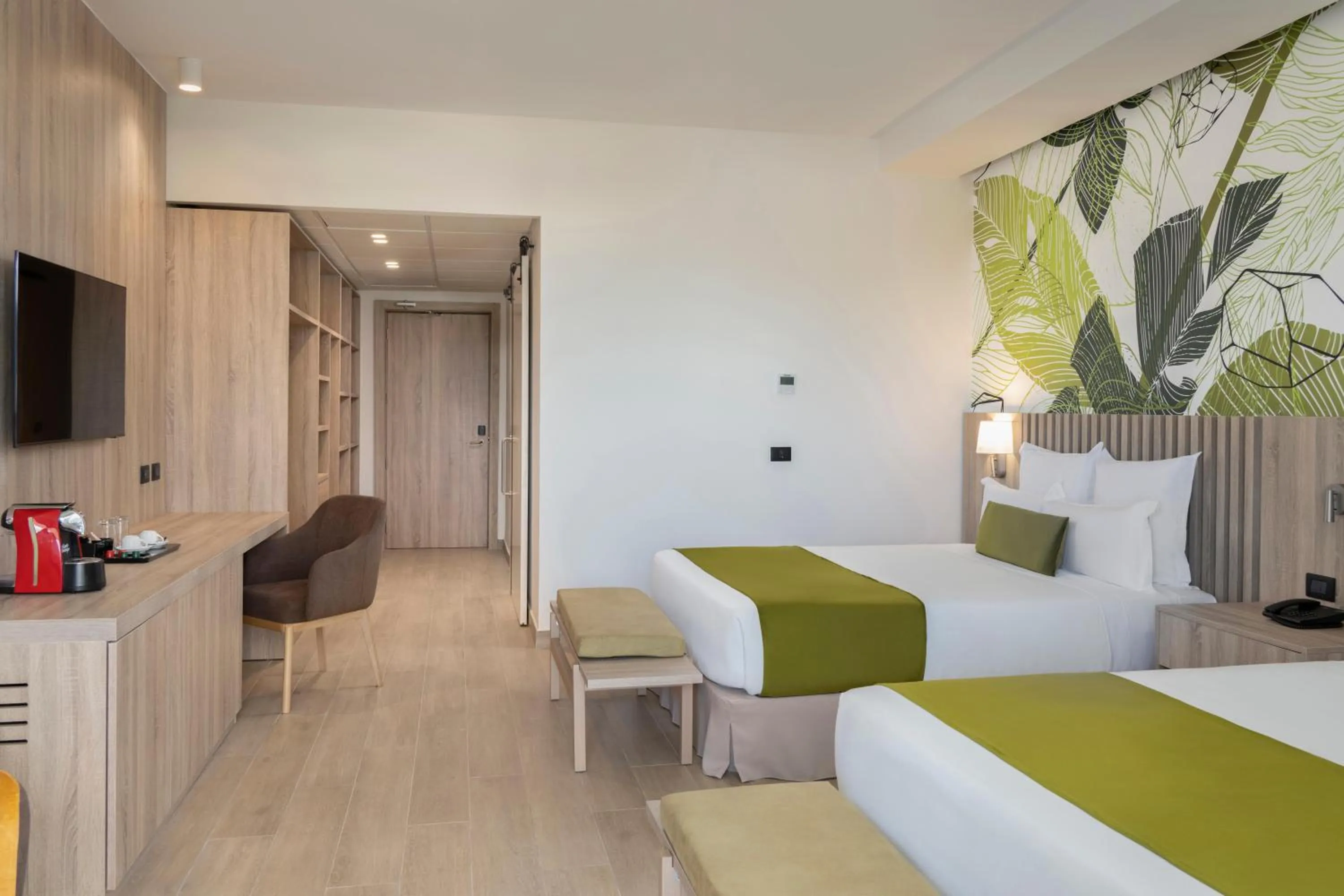 Bed in Serenade All Suites - Adults Only Resort