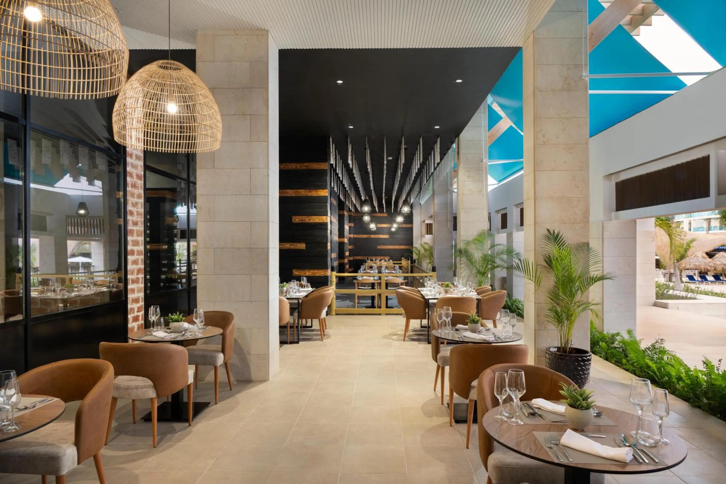 Restaurant/places to eat in Serenade All Suites - Adults Only Resort