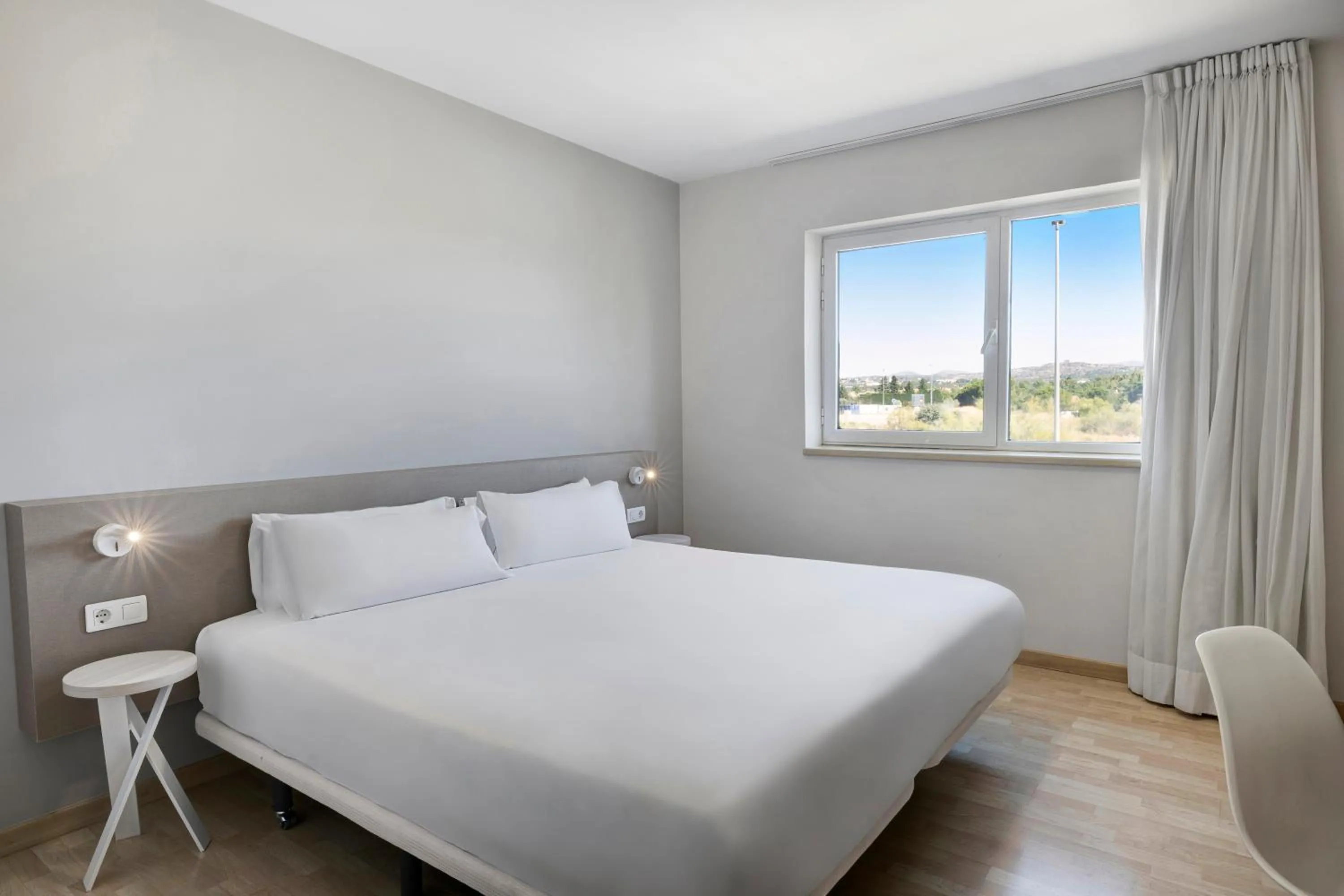 Bed in B&B HOTEL Madrid Las Rozas
