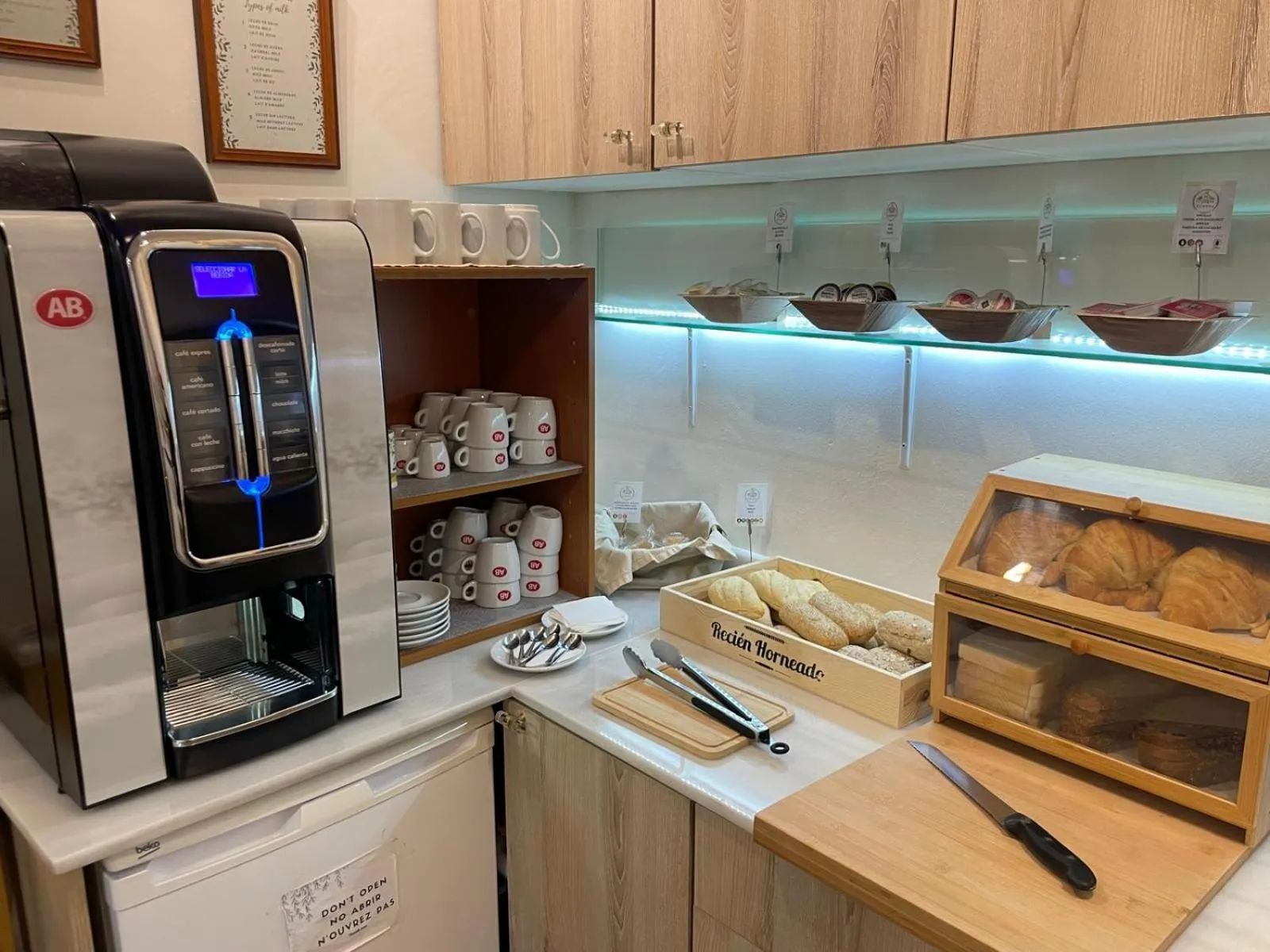 Buffet breakfast in Hotel Europa Boutique Sevilla